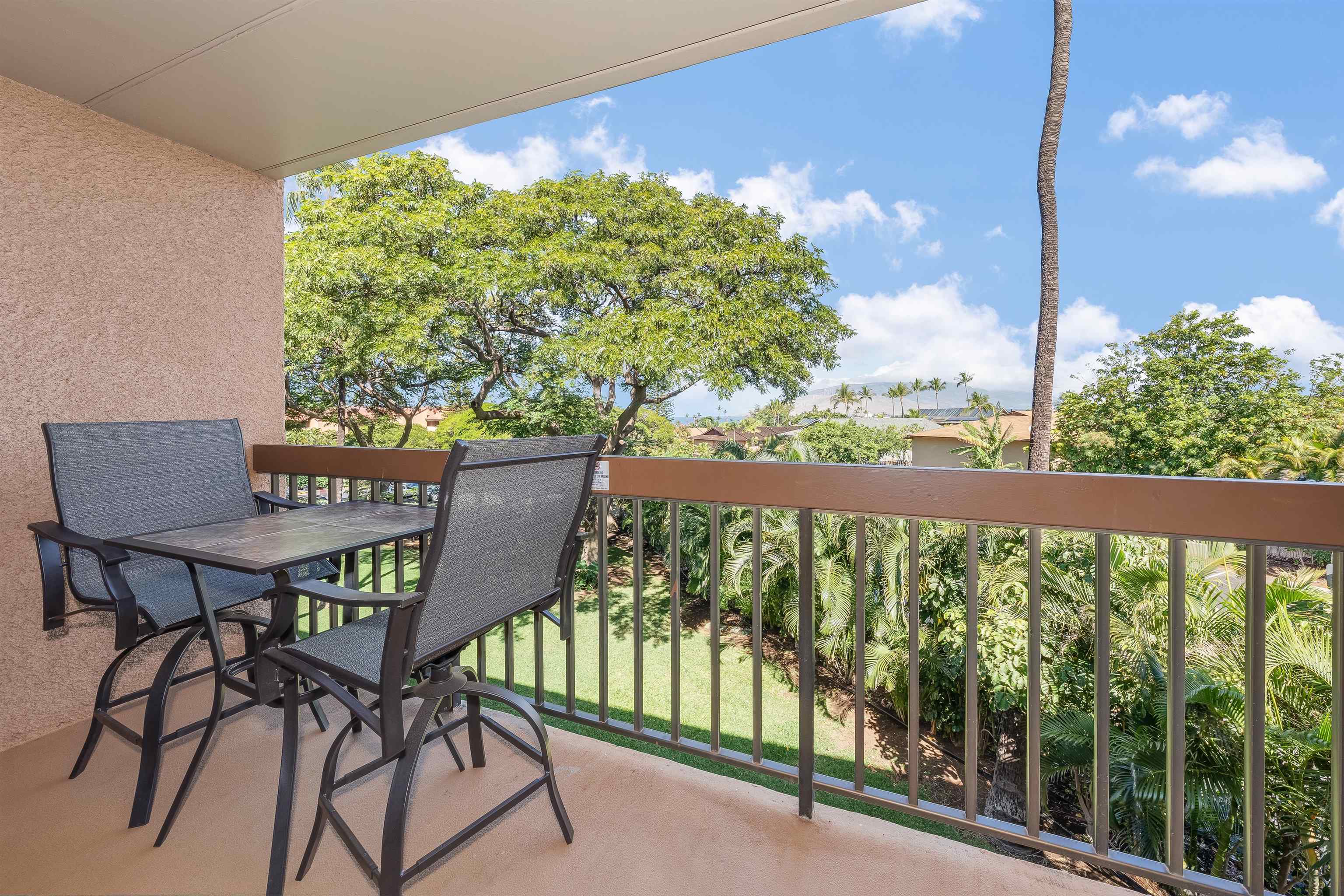 Maui Vista condo # 2323, Kihei, Hawaii - photo 5 of 36