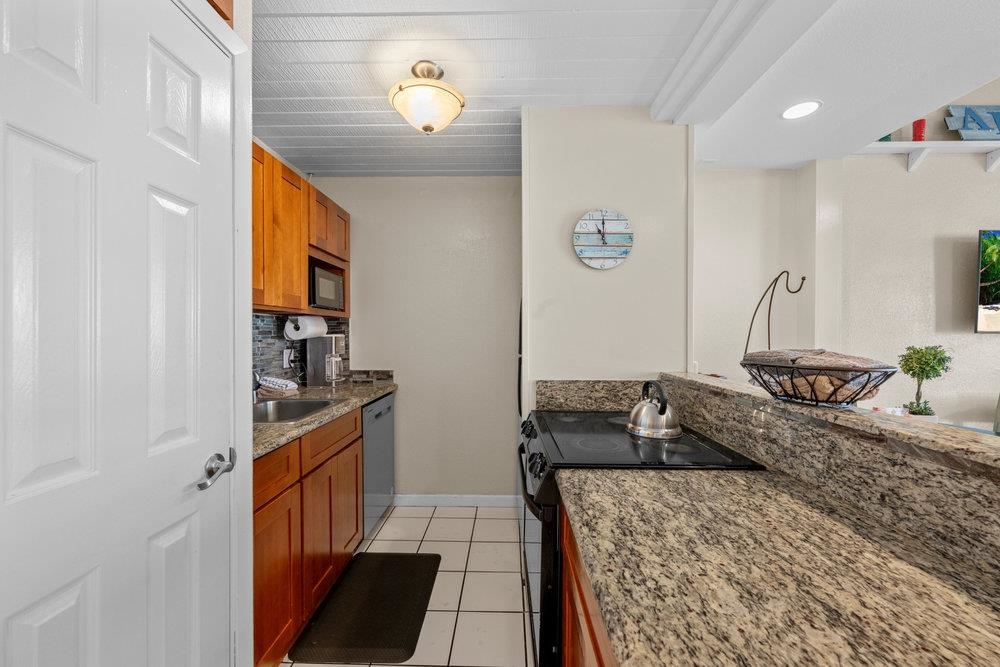 Maui Vista condo # 2413, Kihei, Hawaii - photo 13 of 32