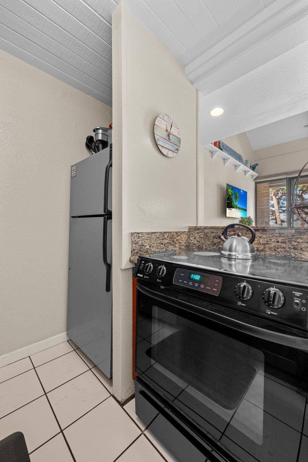 Maui Vista condo # 2413, Kihei, Hawaii - photo 15 of 32