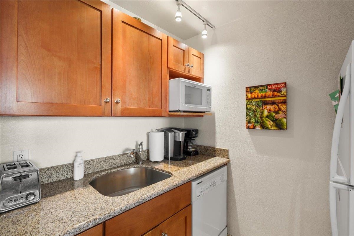 Maui Vista condo # 2419, Kihei, Hawaii - photo 11 of 26