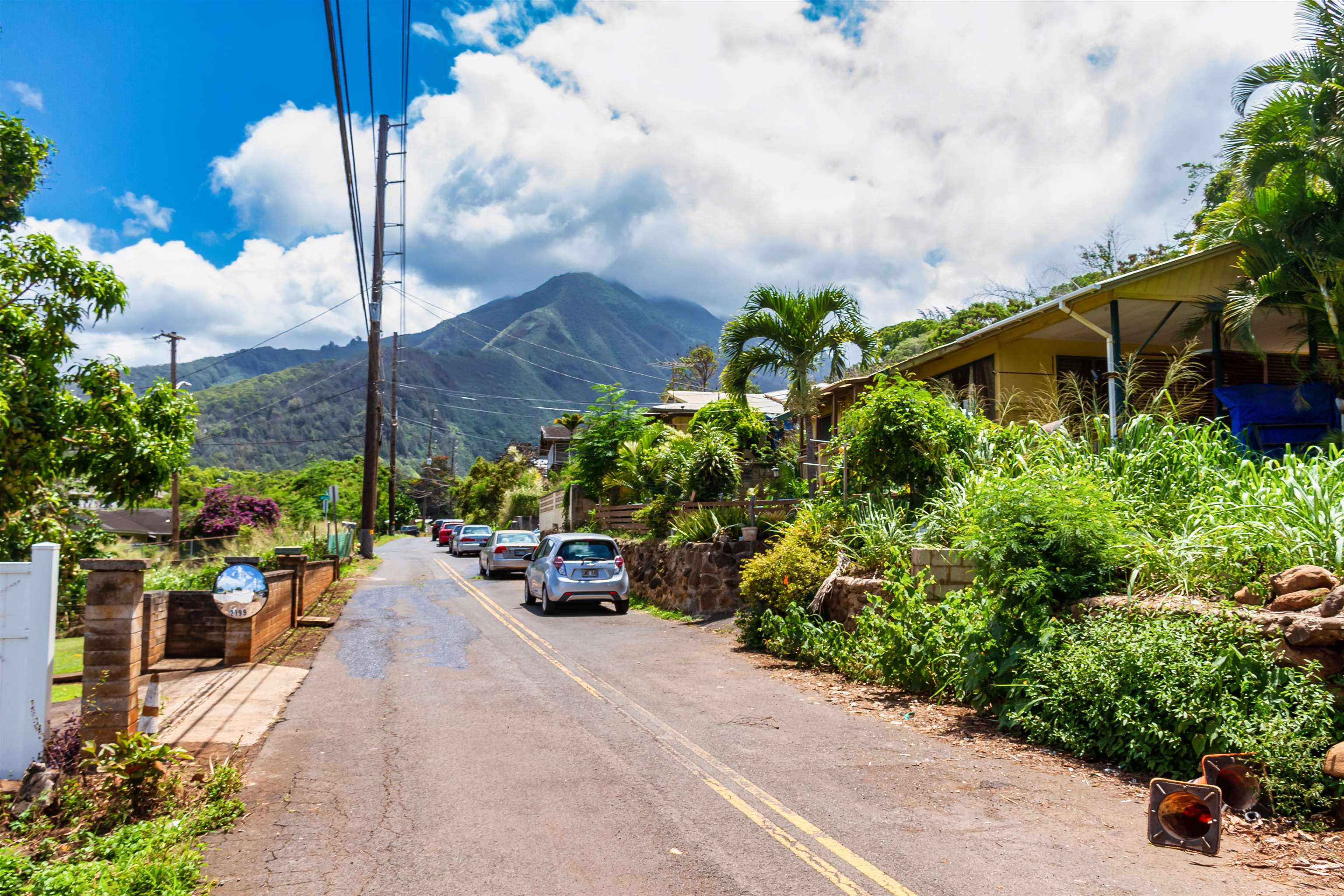 2198  Mokuhau Rd , Wailuku home - photo 8 of 14