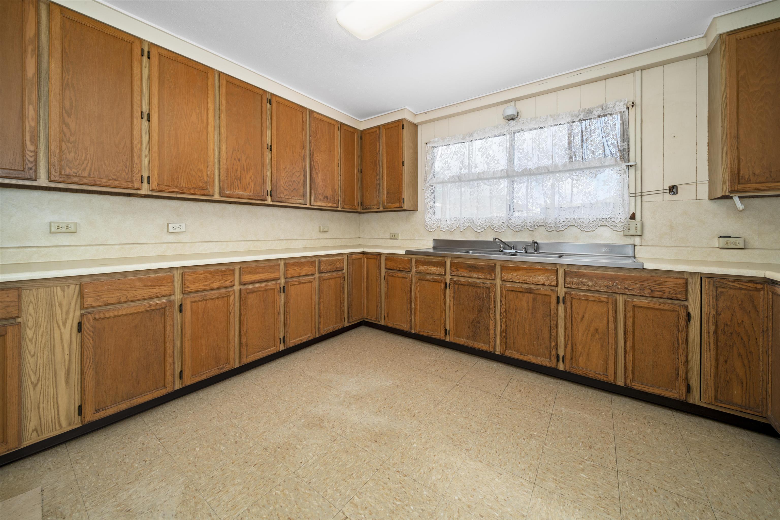 22  Maluhia Dr Dr , Wailuku home - photo 7 of 27