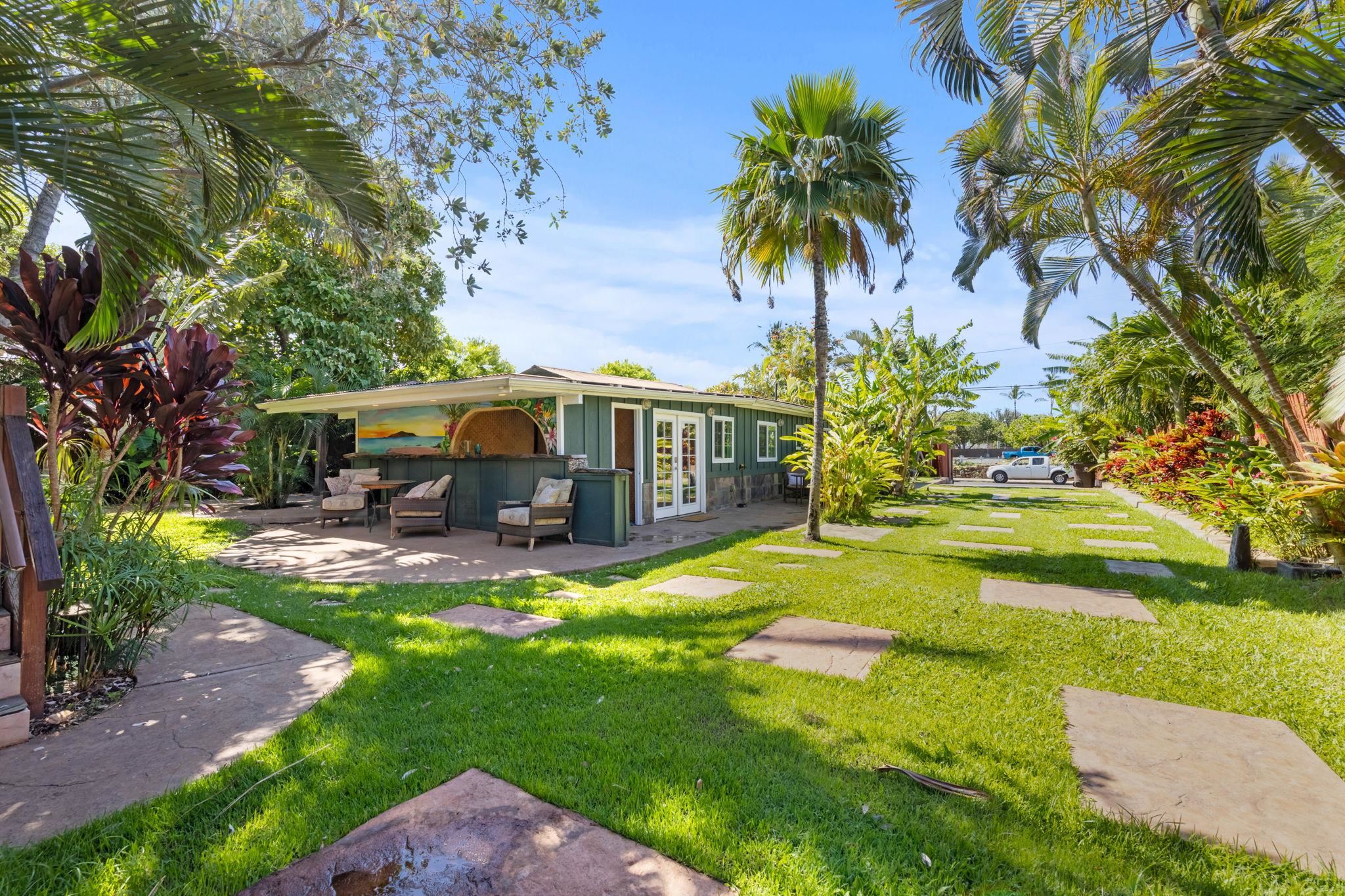 22  Waimahaihai St Halama St Neighborhood, Kihei home - photo 2 of 47