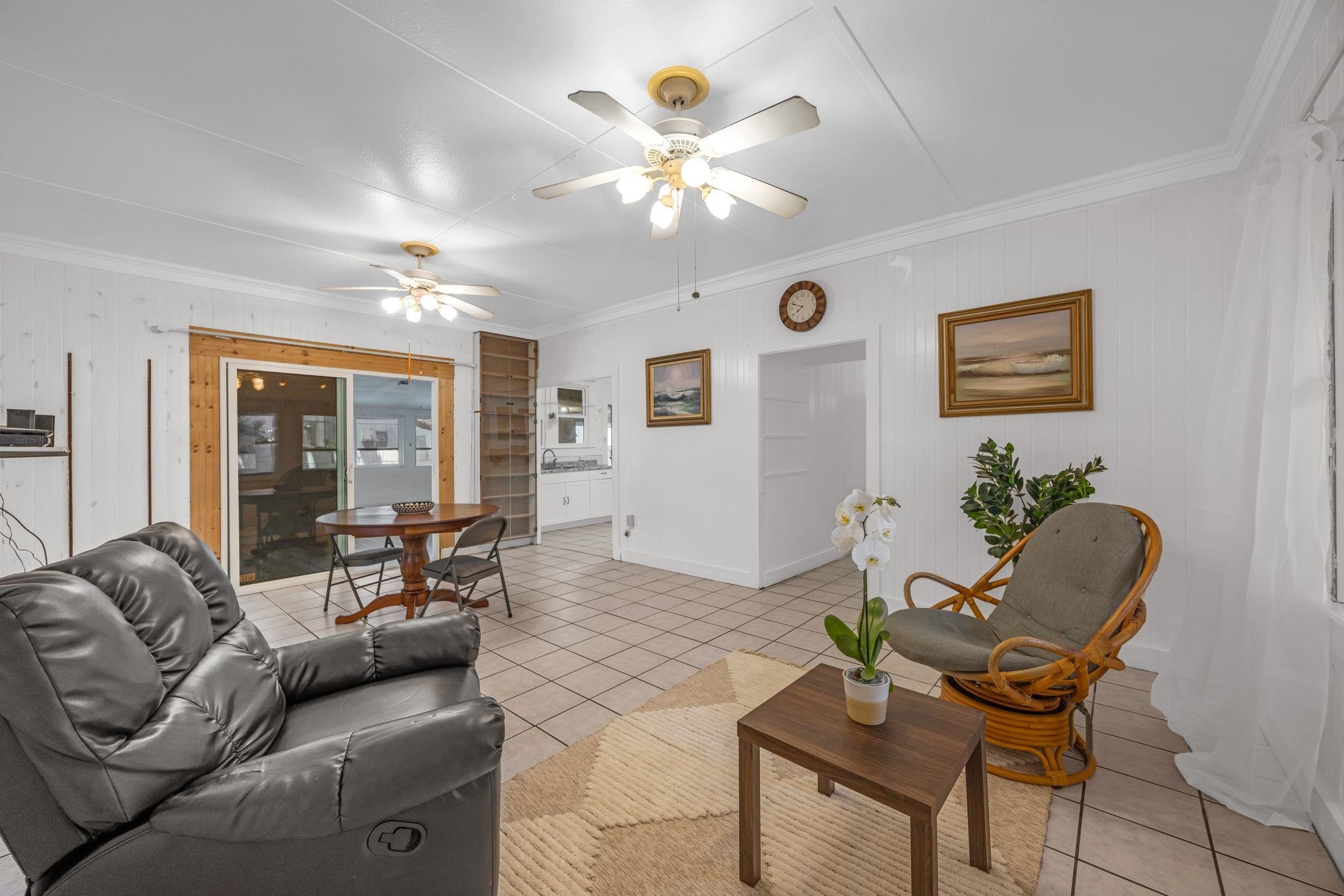 220  Hala Pl , Wailuku home - photo 25 of 46