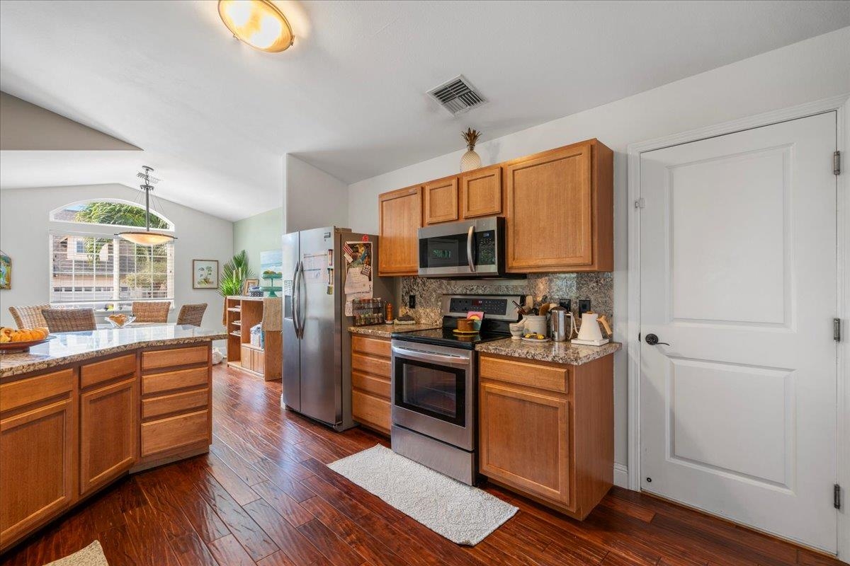 220  Oluea Cir Kamali'i Alayna, Kihei home - photo 13 of 35