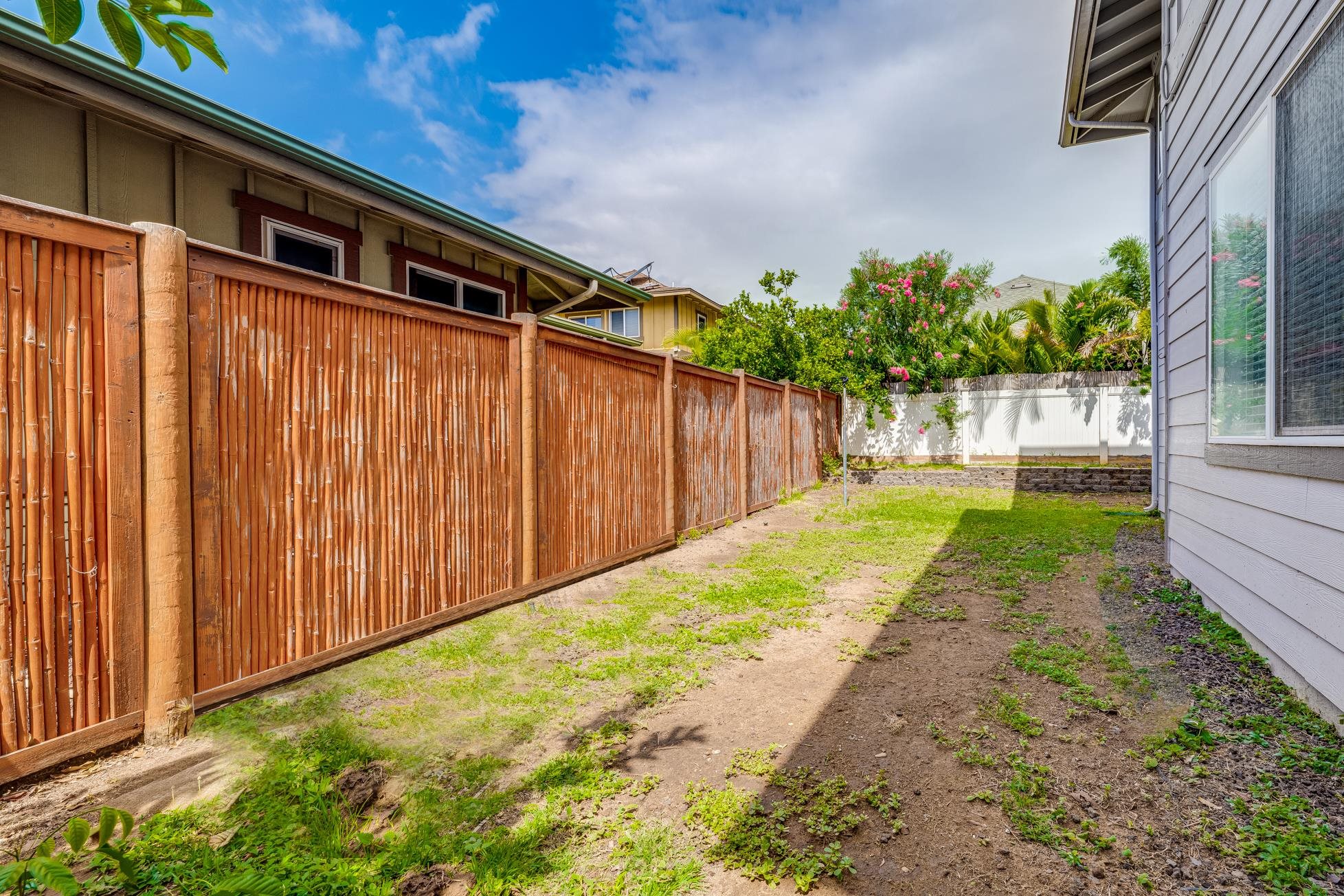 221  Molehulehu St Na Hoku At Maui Lani, Kahului home - photo 5 of 39