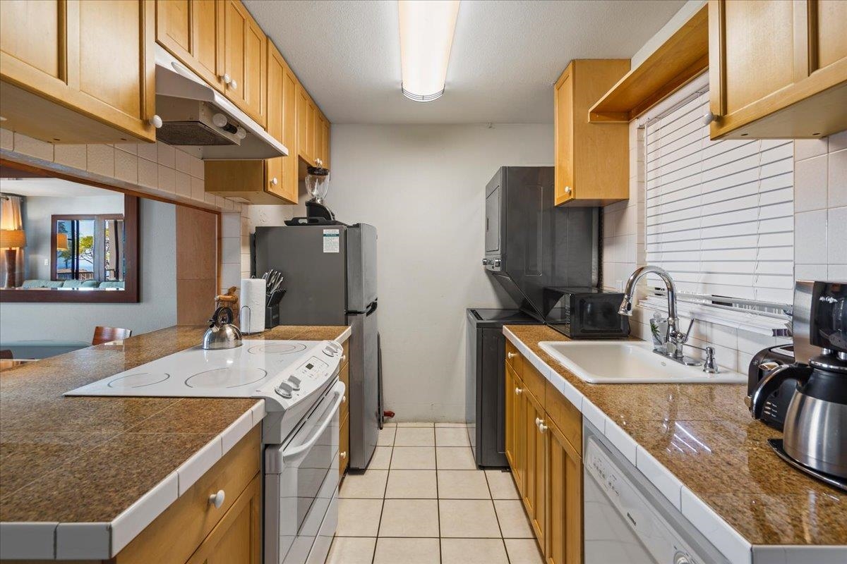 Pacific Shores condo # A-201, Kihei, Hawaii - photo 11 of 31