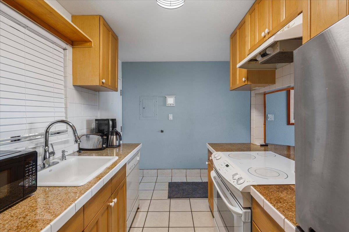 Pacific Shores condo # A-201, Kihei, Hawaii - photo 9 of 31