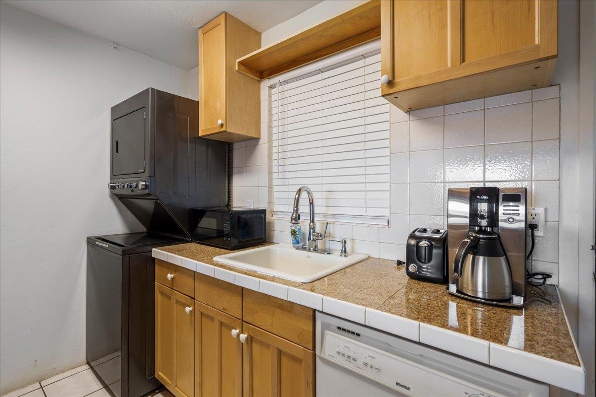 Pacific Shores condo # A-201, Kihei, Hawaii - photo 10 of 31