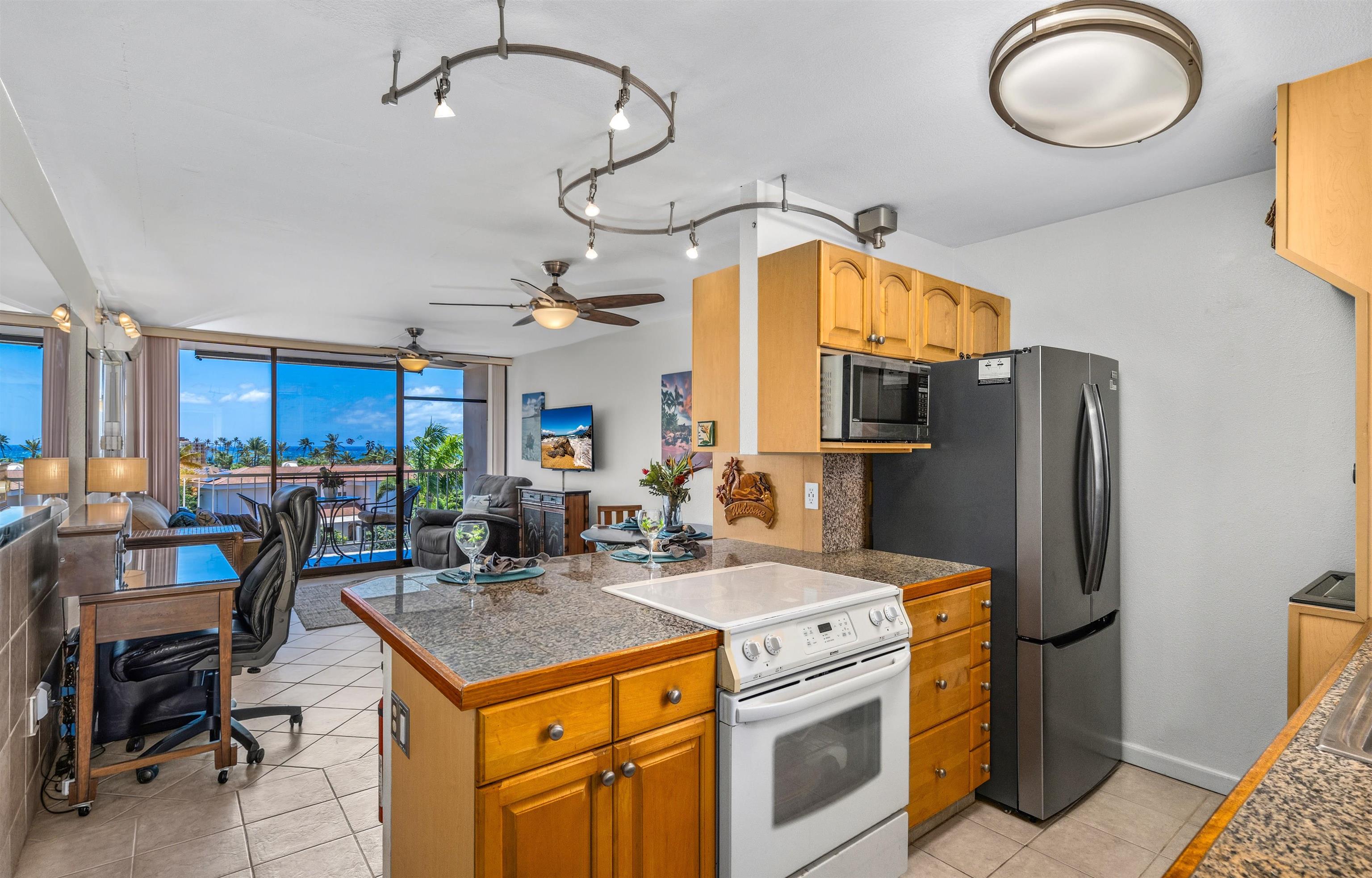 Pacific Shores condo # A-401, Kihei, Hawaii - photo 5 of 40