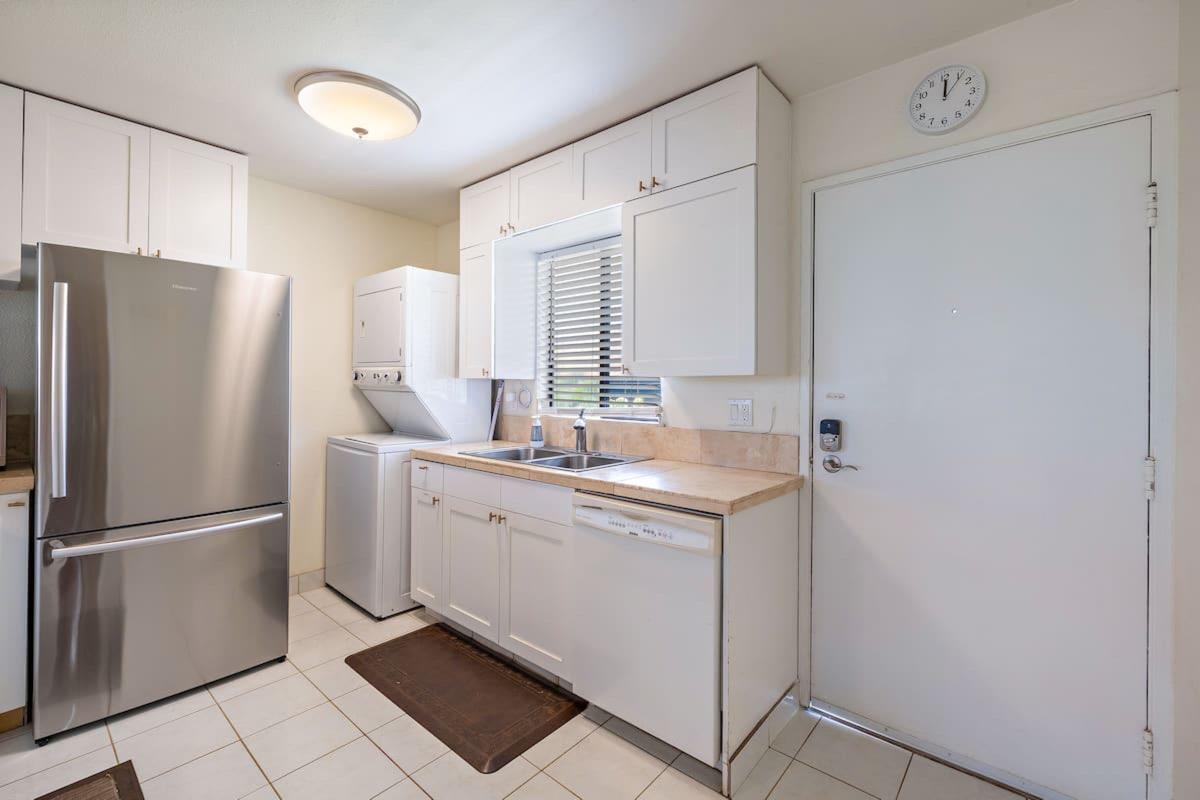 Pacific Shores condo # A408, Kihei, Hawaii - photo 7 of 28