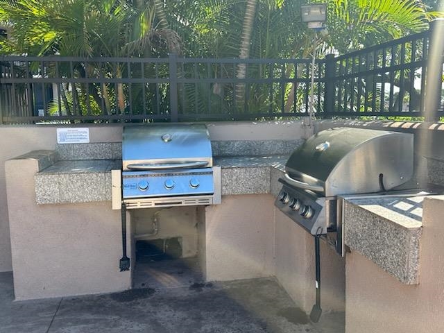 Pacific Shores condo # B402, Kihei, Hawaii - photo 5 of 5