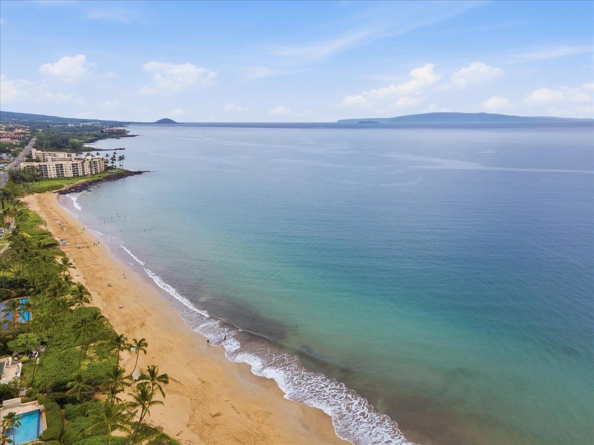 Pacific Shores condo # B403, Kihei, Hawaii - photo 2 of 41