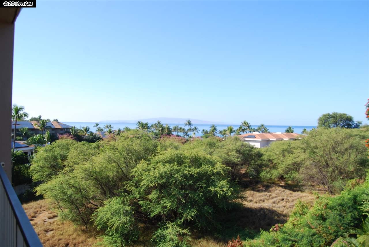 Pacific Shores condo # B406, Kihei, Hawaii - photo 14 of 19