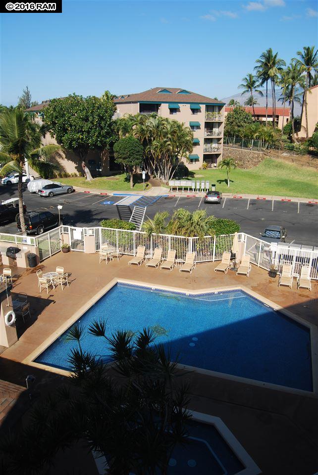 Pacific Shores condo # B406, Kihei, Hawaii - photo 4 of 19