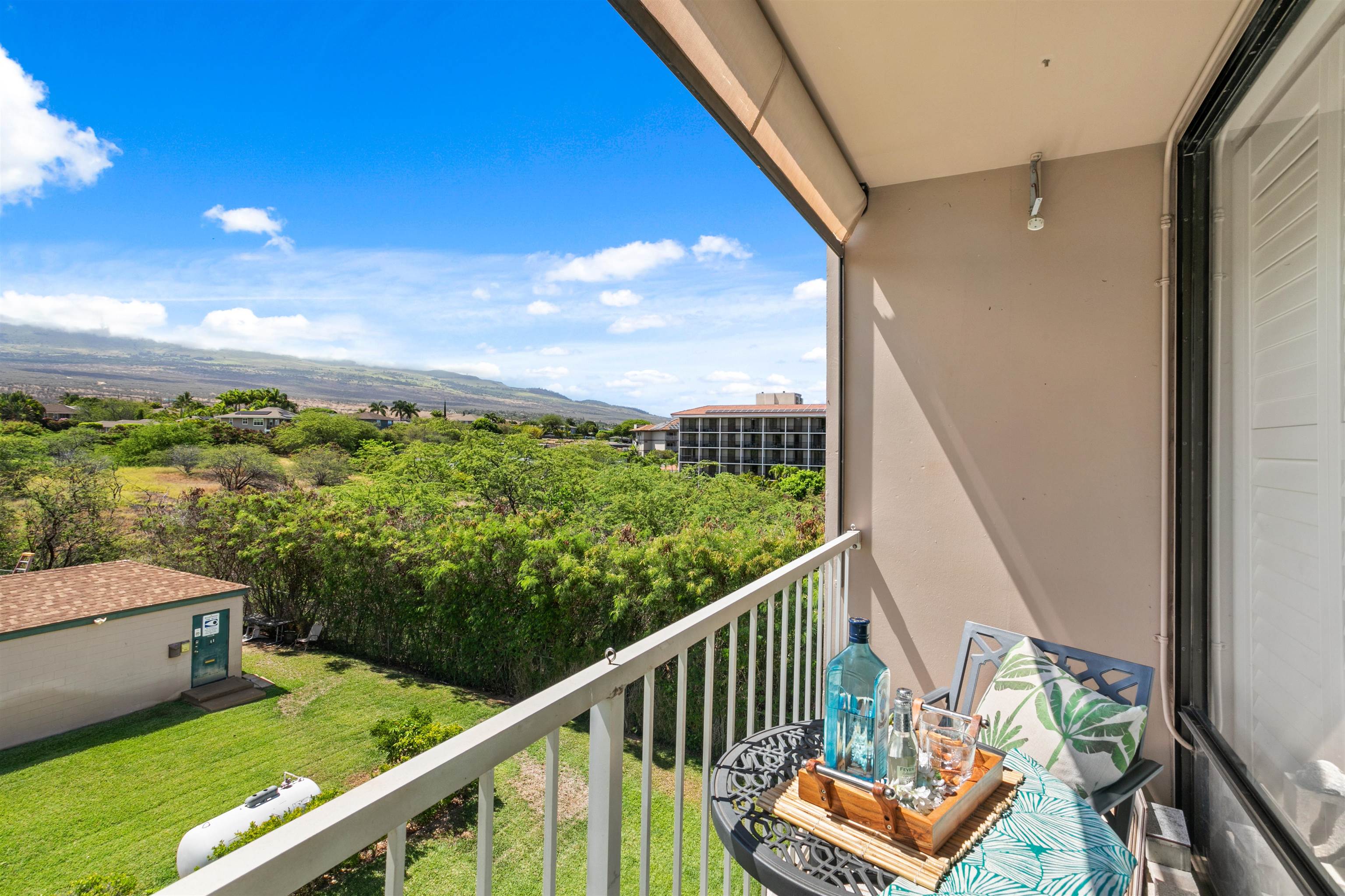 Pacific Shores condo # B414, Kihei, Hawaii - photo 24 of 27