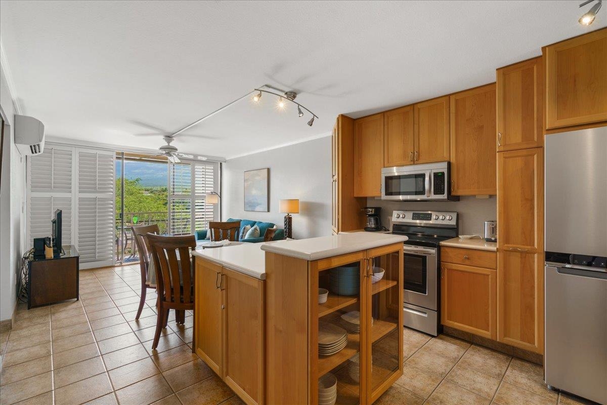Pacific Shores condo # B414, Kihei, Hawaii - photo 15 of 42