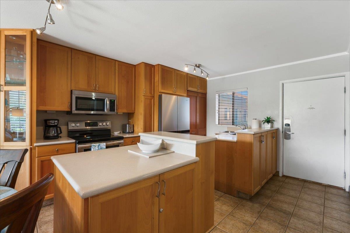 Pacific Shores condo # B414, Kihei, Hawaii - photo 16 of 42