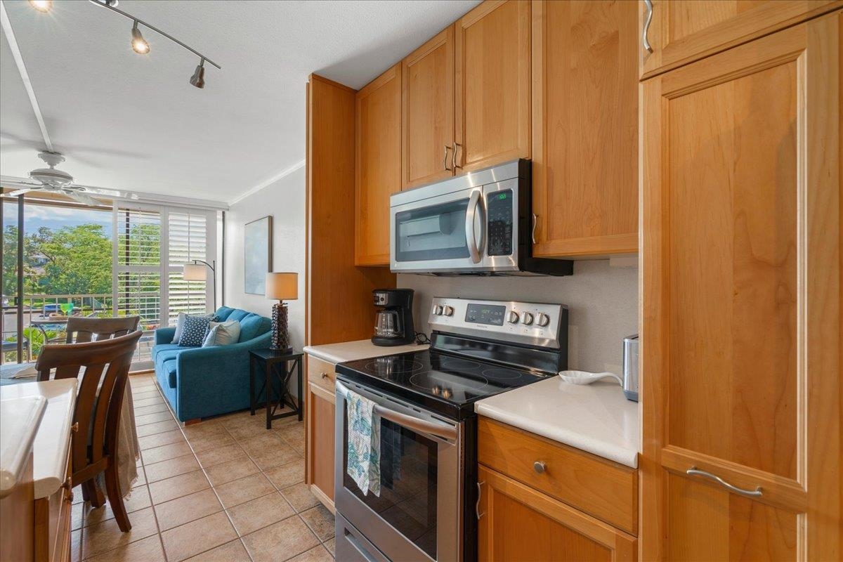 Pacific Shores condo # B414, Kihei, Hawaii - photo 18 of 42