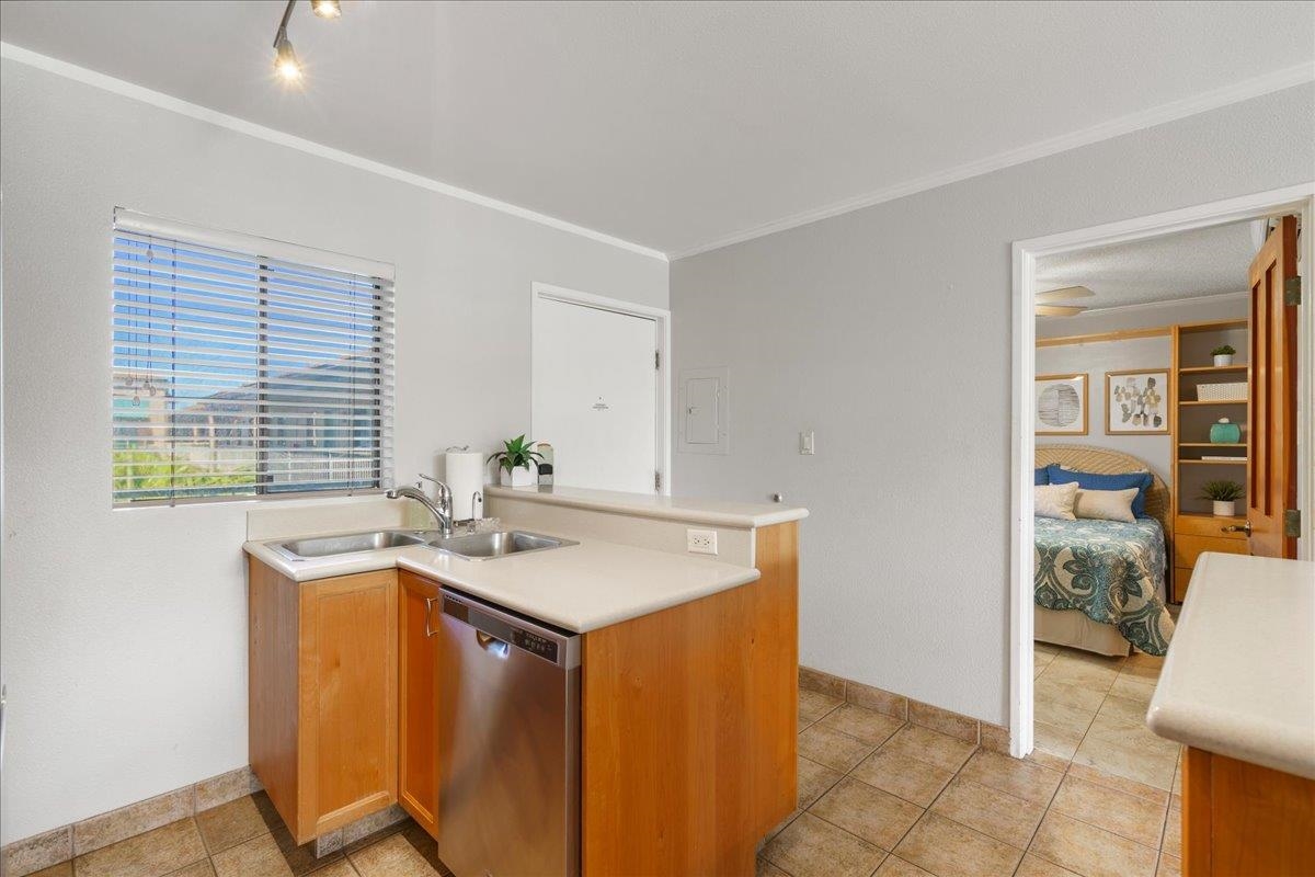 Pacific Shores condo # B414, Kihei, Hawaii - photo 22 of 42