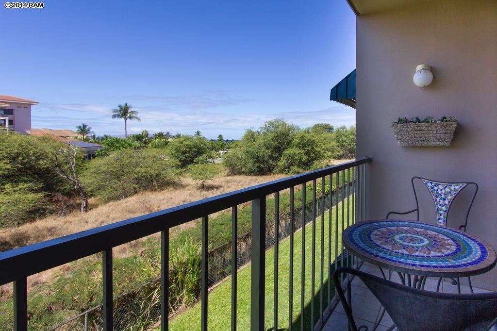 Pacific Shores condo # B-209, Kihei, Hawaii - photo 4 of 14