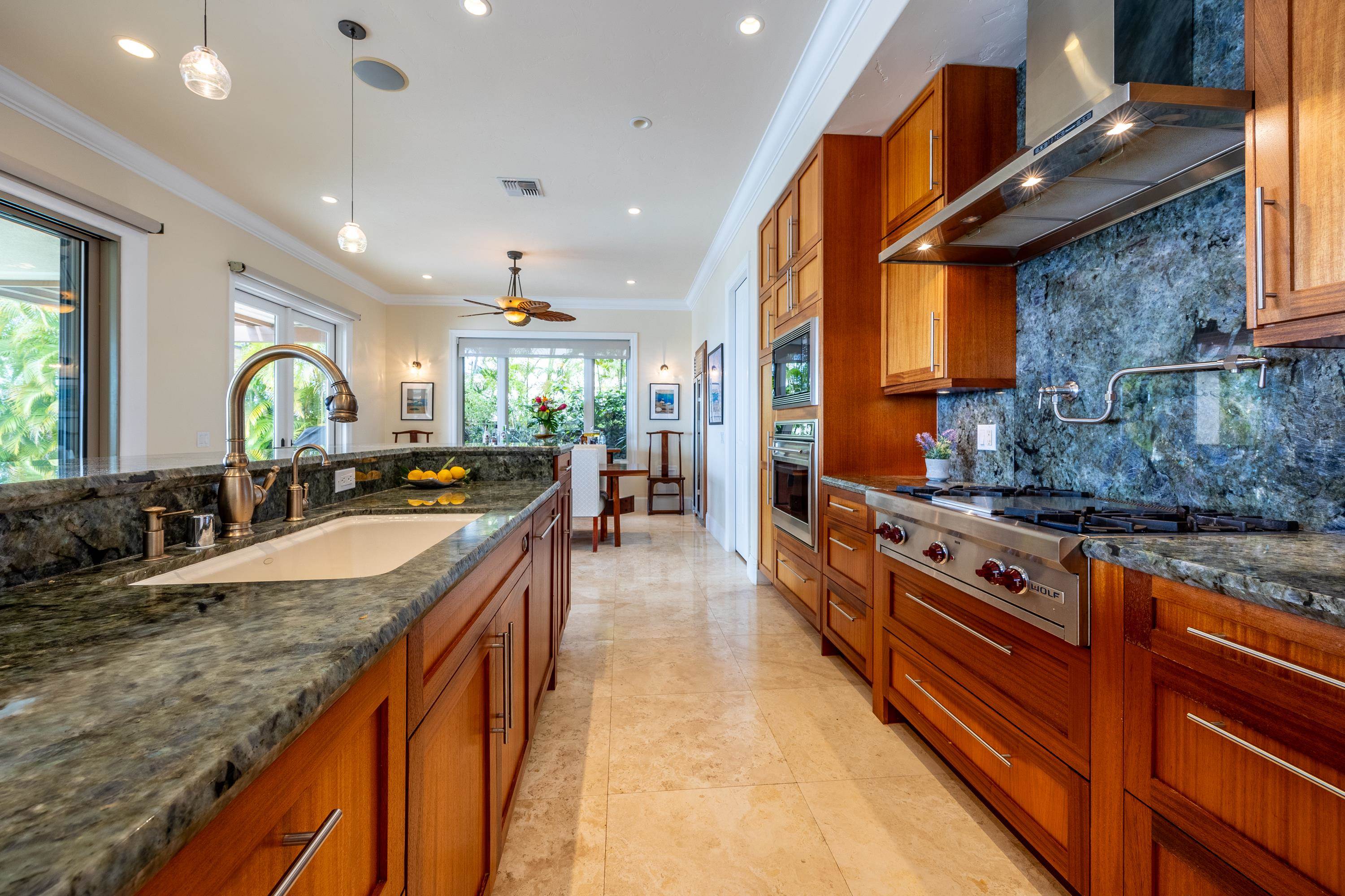 222  Crestview Rd Kapalua, Kapalua home - photo 3 of 49