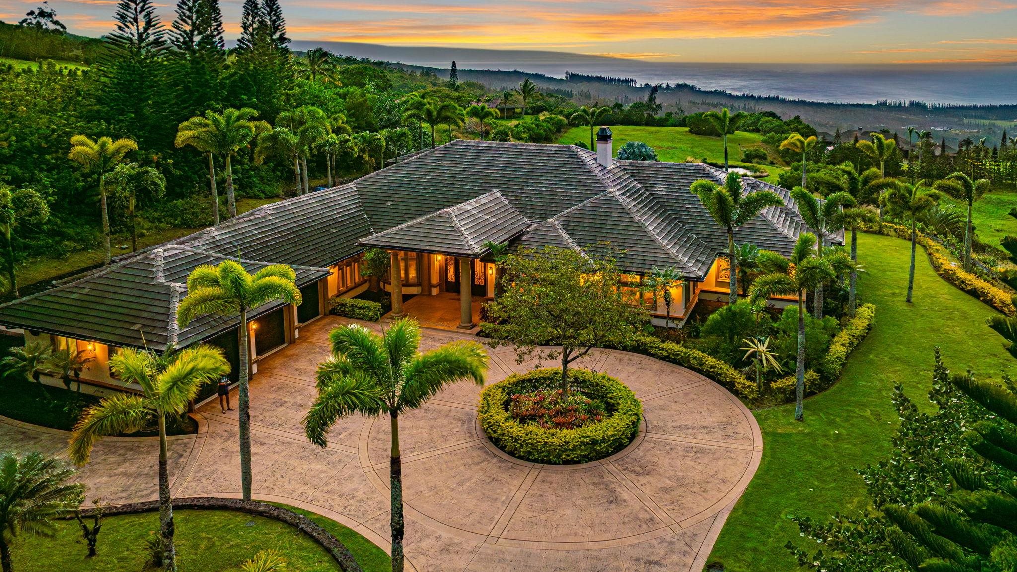 222  Ke'oawa St Plantation Estates, Kapalua home - photo 10 of 50