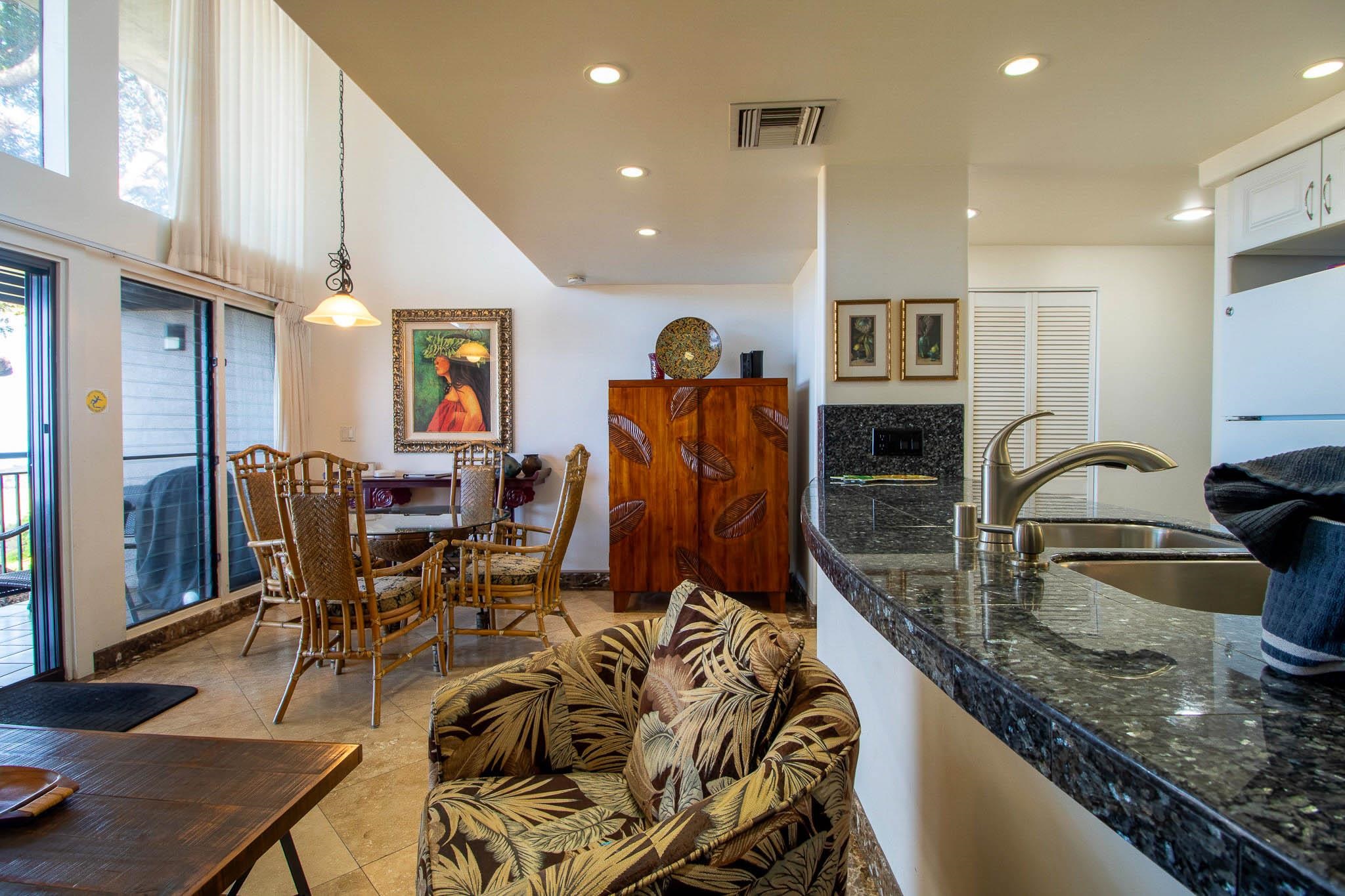 Kamaole One condo # 11, Kihei, Hawaii - photo 15 of 50