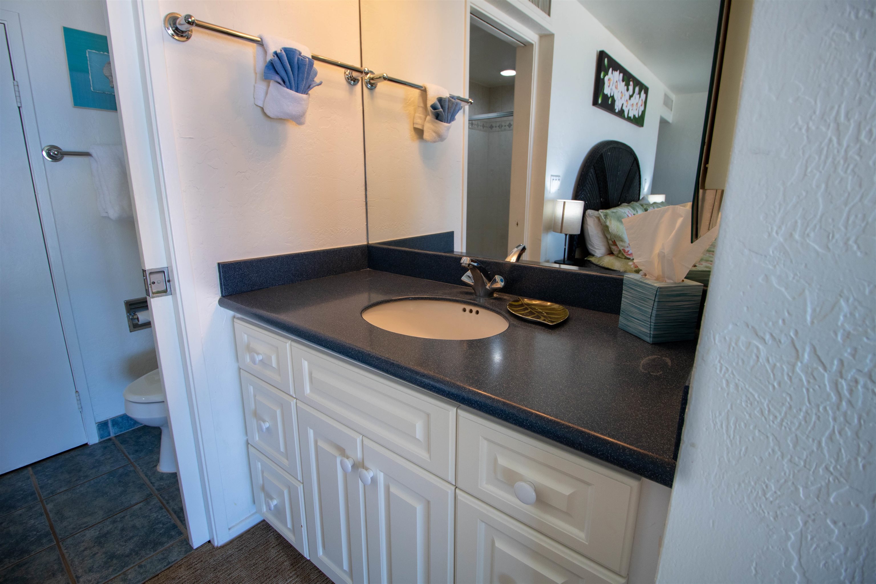 Kamaole One condo # 9, Kihei, Hawaii - photo 18 of 49