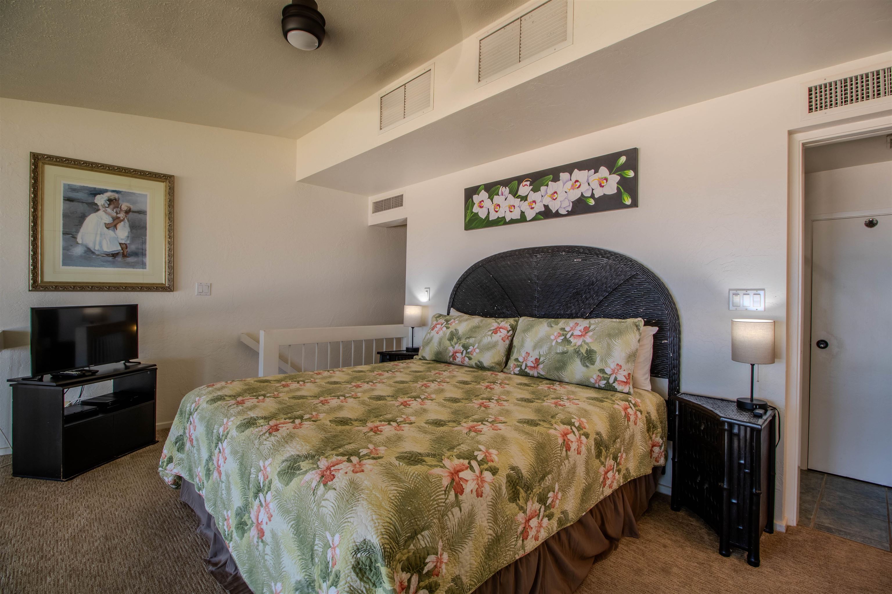 Kamaole One condo # 9, Kihei, Hawaii - photo 19 of 49