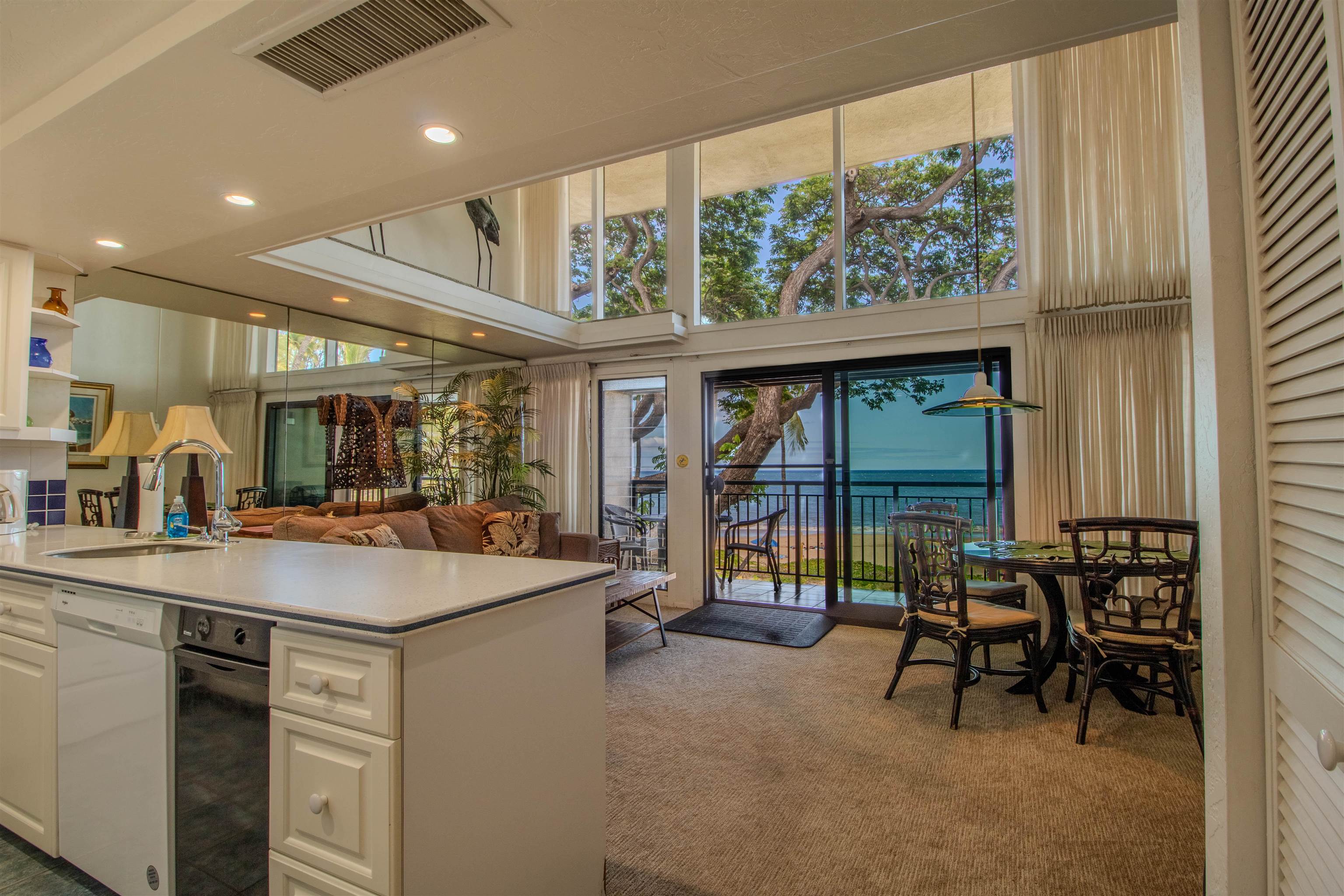 Kamaole One condo # 9, Kihei, Hawaii - photo 6 of 49