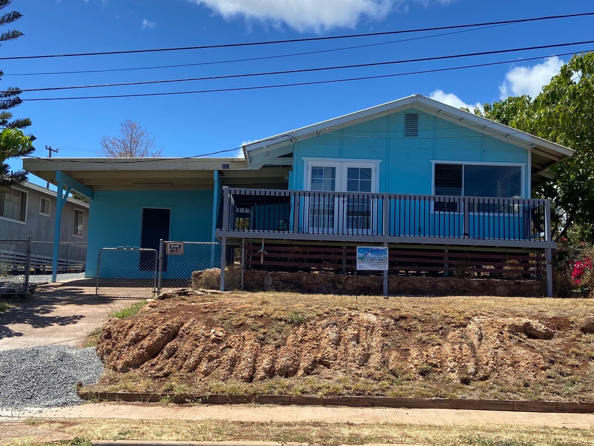 225 Kakalahale St , Kaunakakai, Hi 96748 Kaunakakai