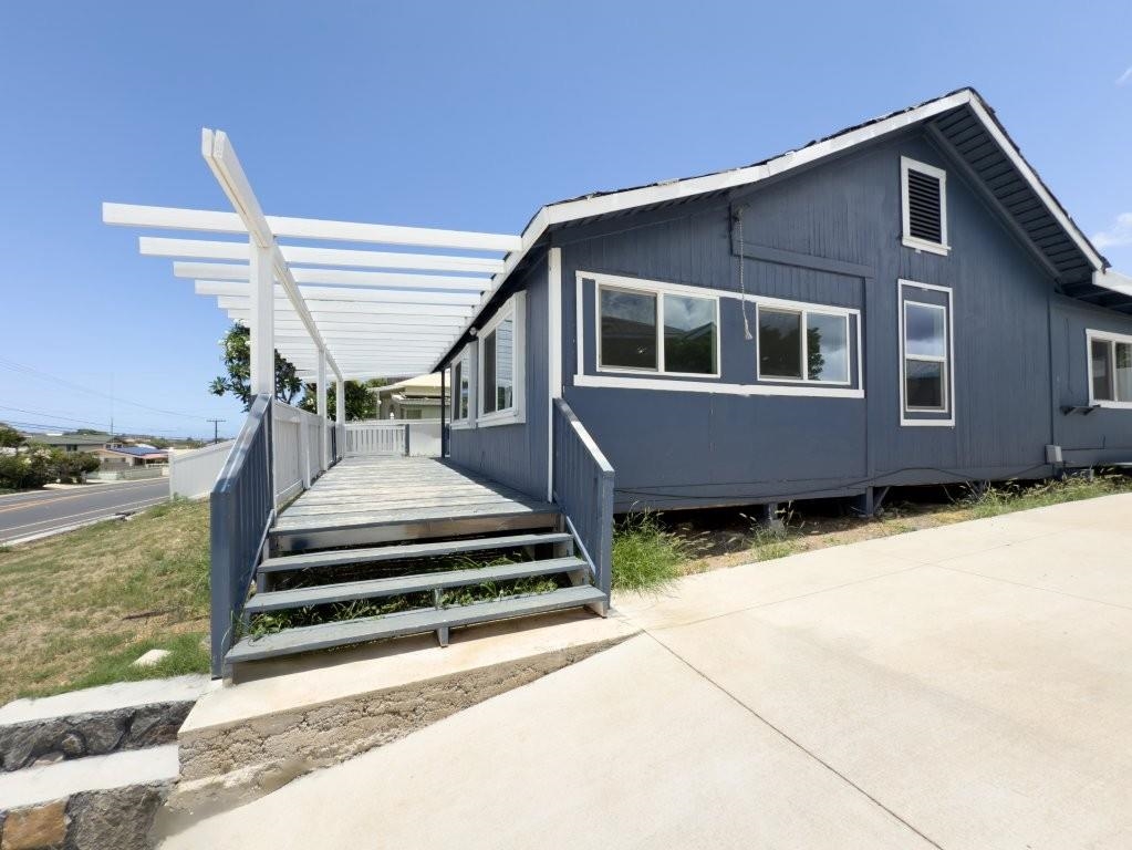 225  Papa Ave , Kahului home - photo 3 of 27