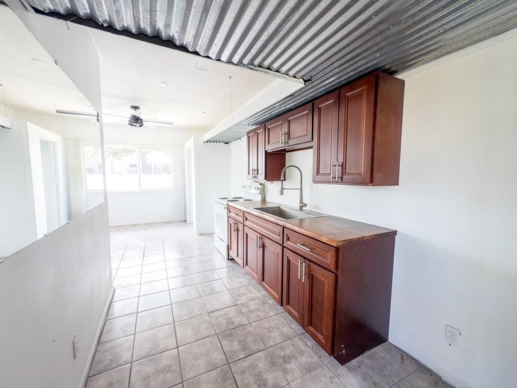 225  Papa Ave , Kahului home - photo 23 of 27