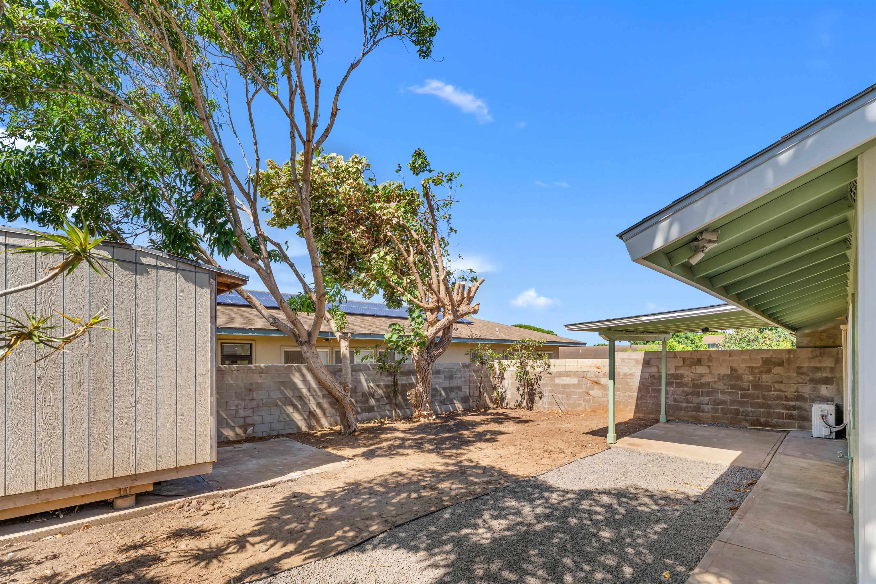 226  Hoomoku St , Kahului home - photo 40 of 50