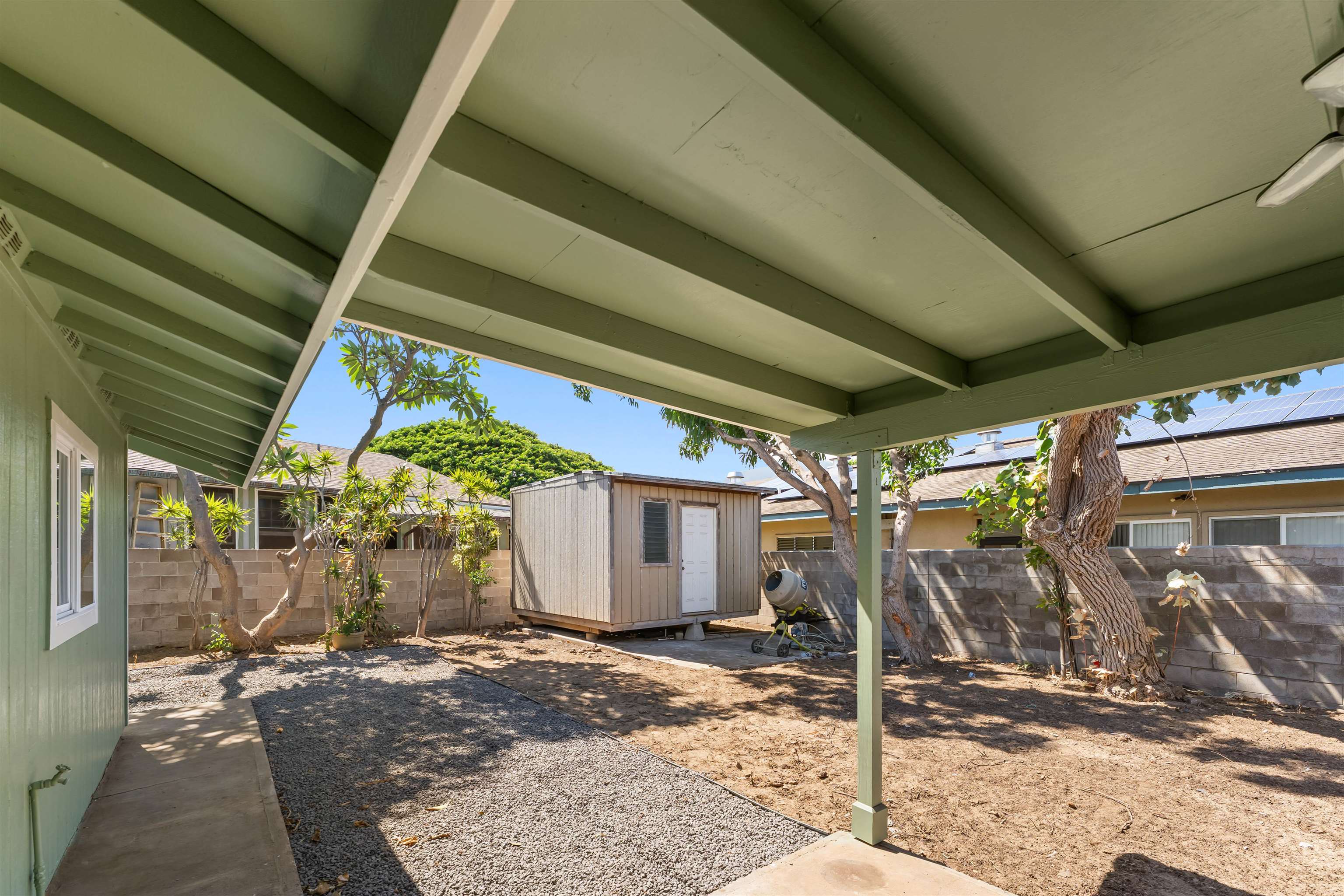 226  Hoomoku St , Kahului home - photo 42 of 50