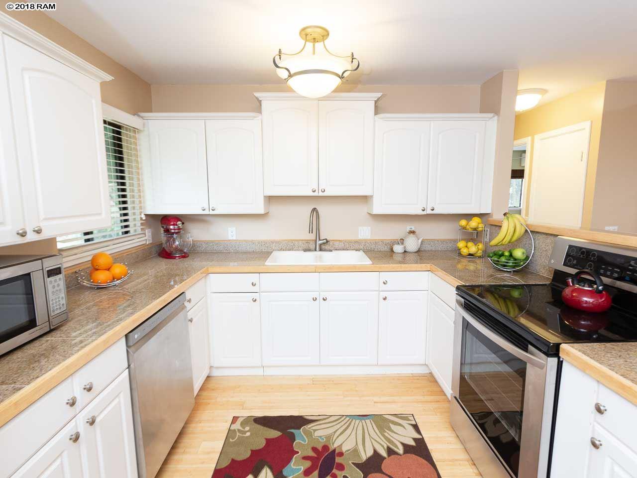 2260  Kanakanui Hwy Kihei, Kihei home - photo 3 of 30