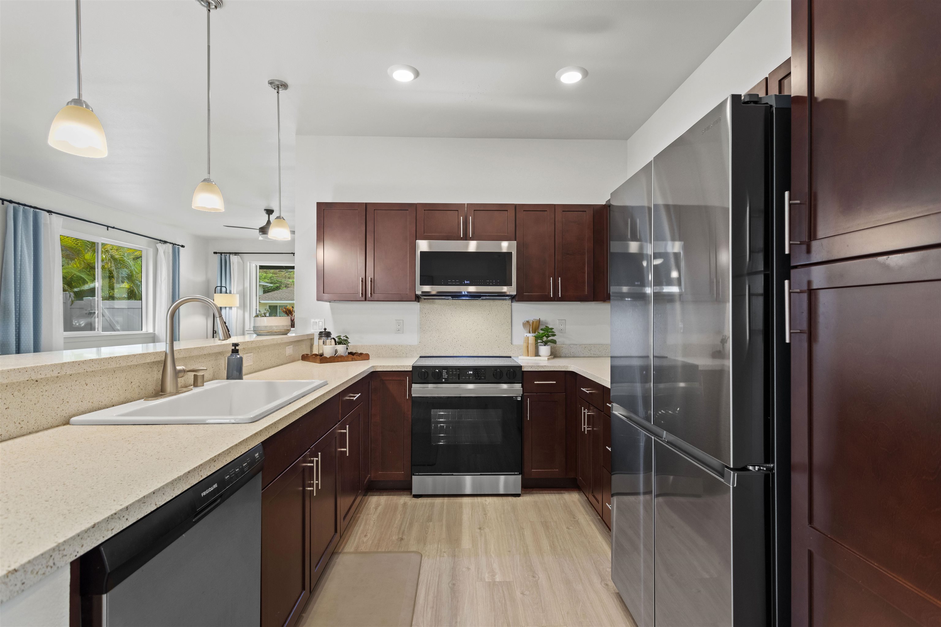 229  Kili'o'opu St Highlands, Wailuku home - photo 9 of 40