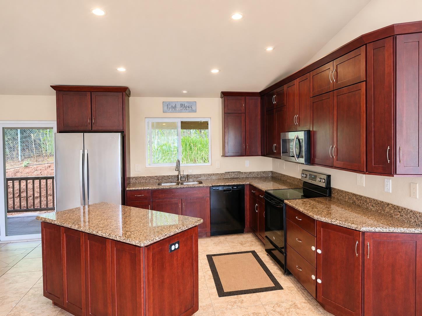2296  Mokuhau Rd , Wailuku home - photo 27 of 41
