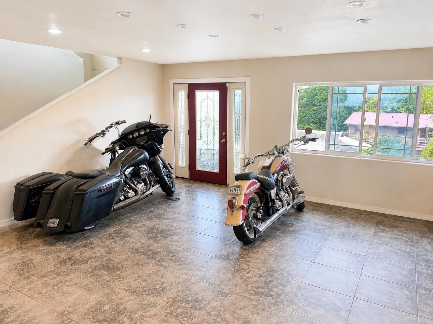 2296  Mokuhau Rd , Wailuku home - photo 10 of 41