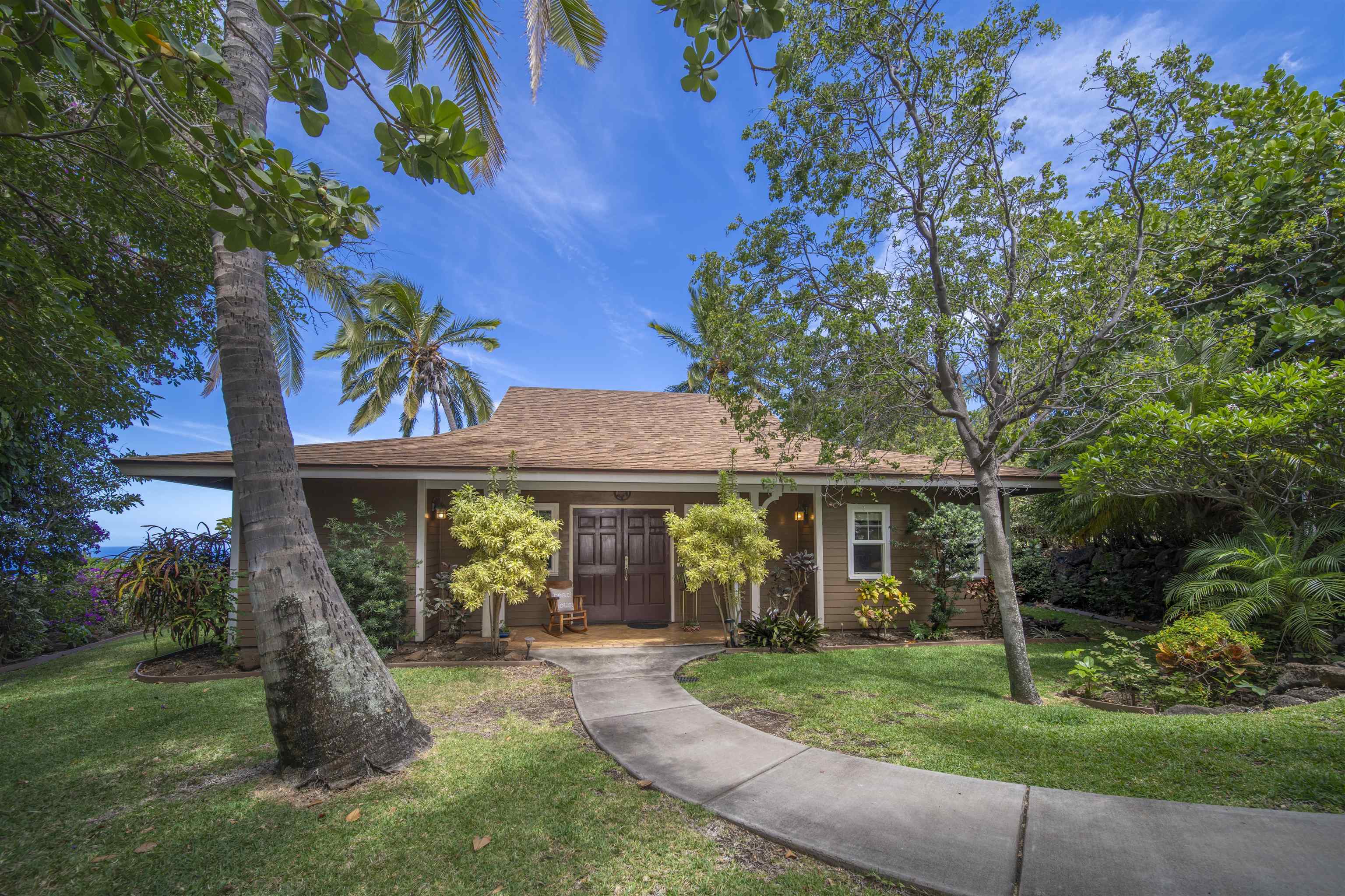 23  Huapala Pl Launiupoko, Lahaina home - photo 8 of 37