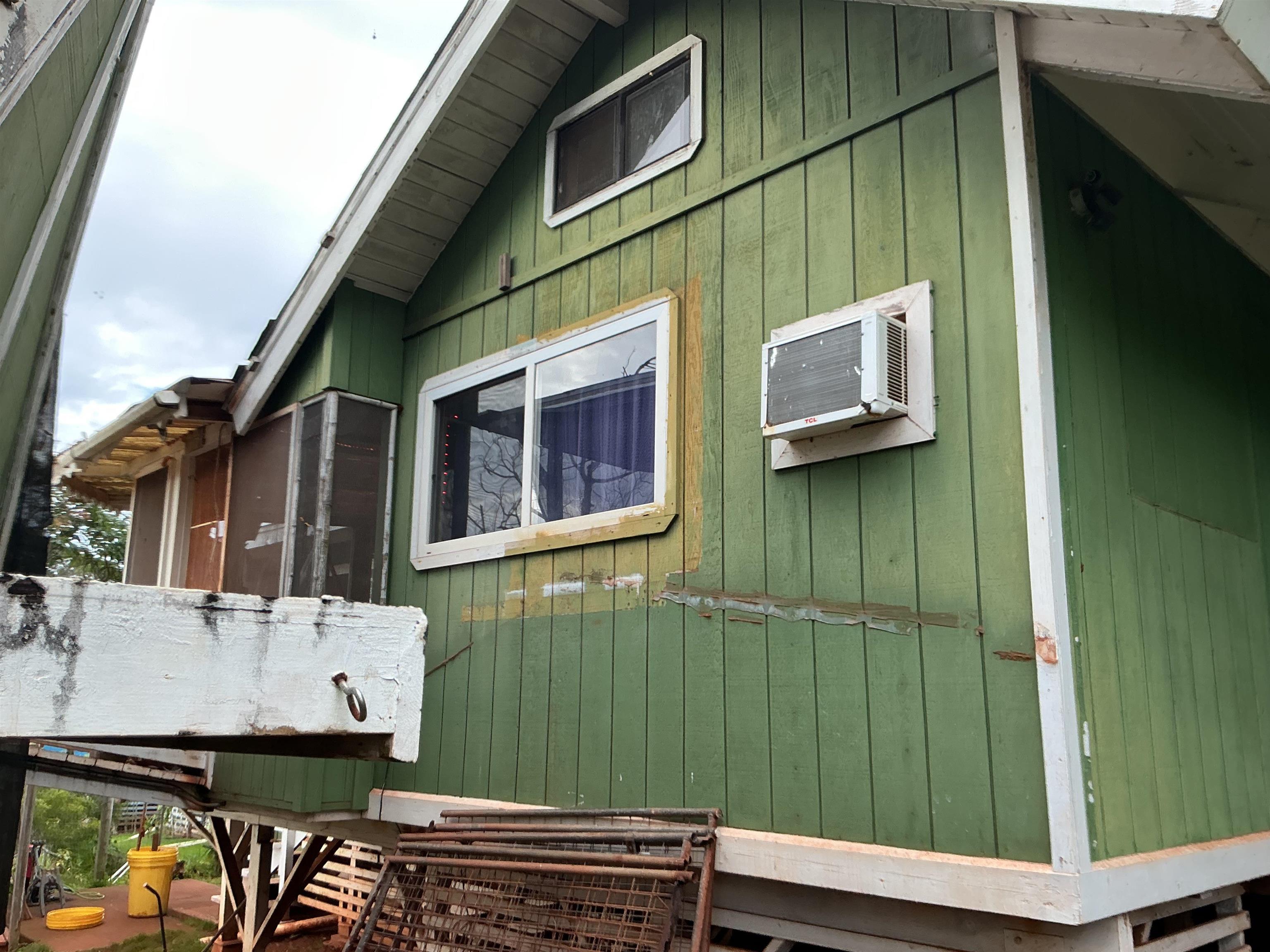 23  Kalama Rd , Molokai home - photo 4 of 25