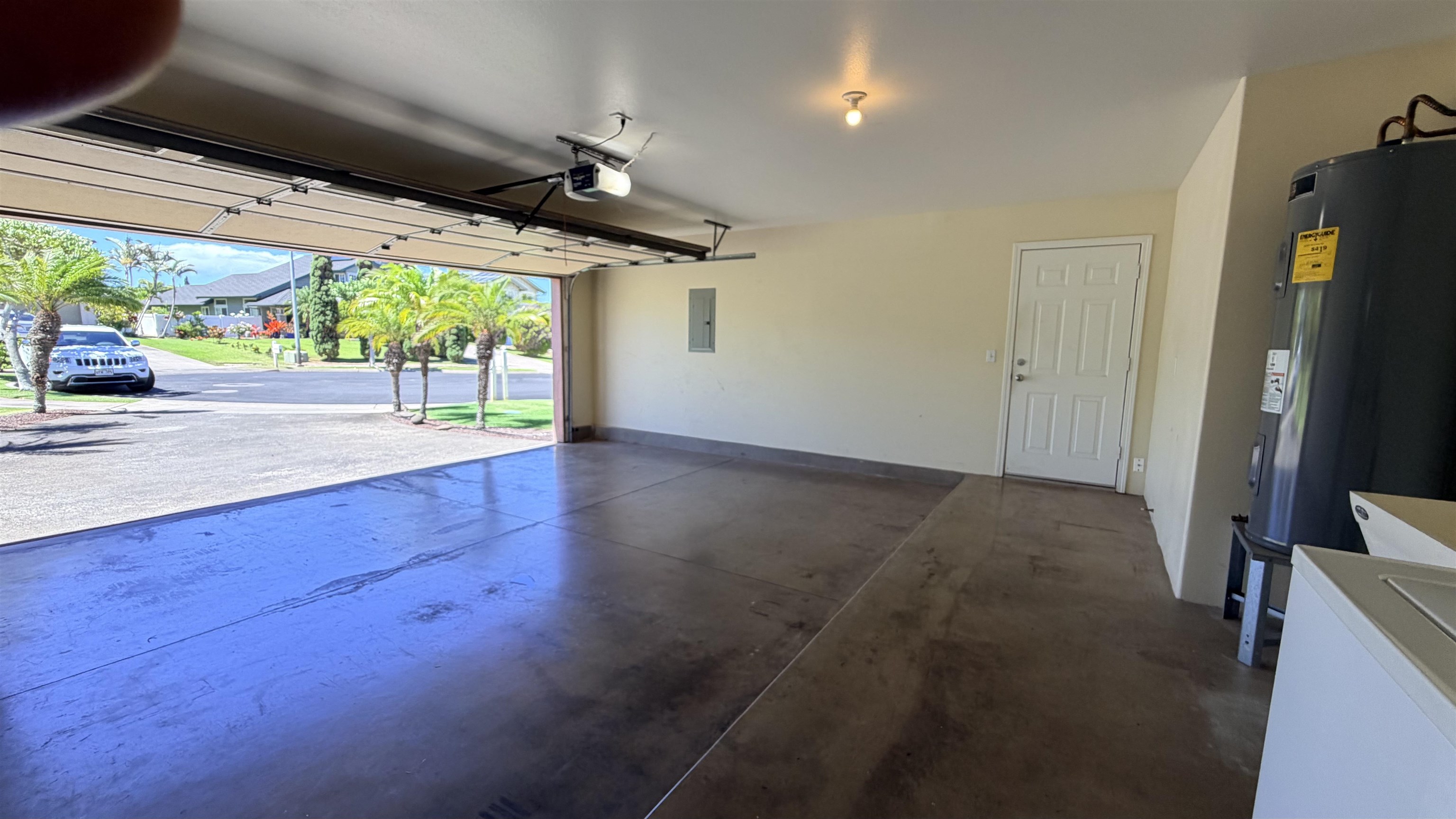 23  Kiekiena Pl , Kahului home - photo 14 of 16