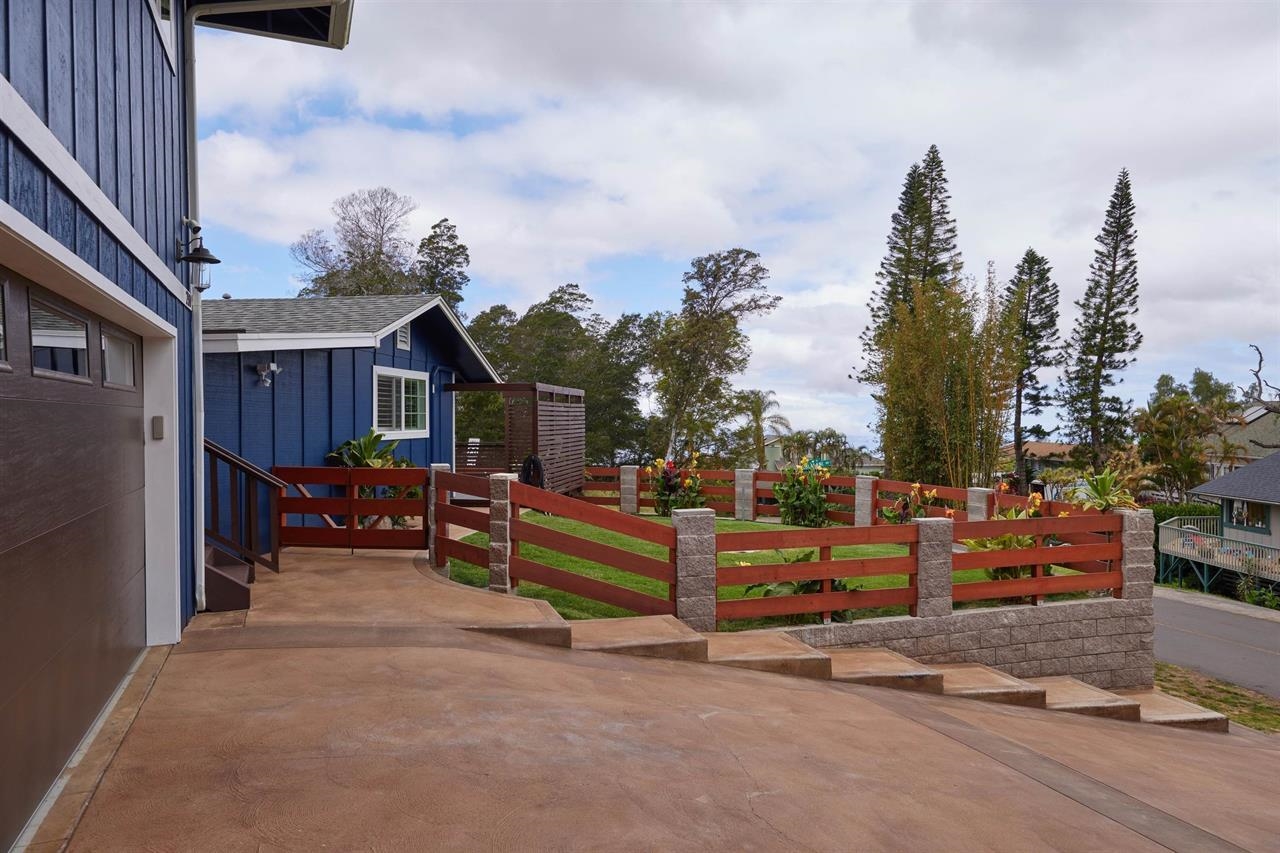 230  Ainakula Rd , Kula/Ulupalakua/Kanaio home - photo 2 of 50