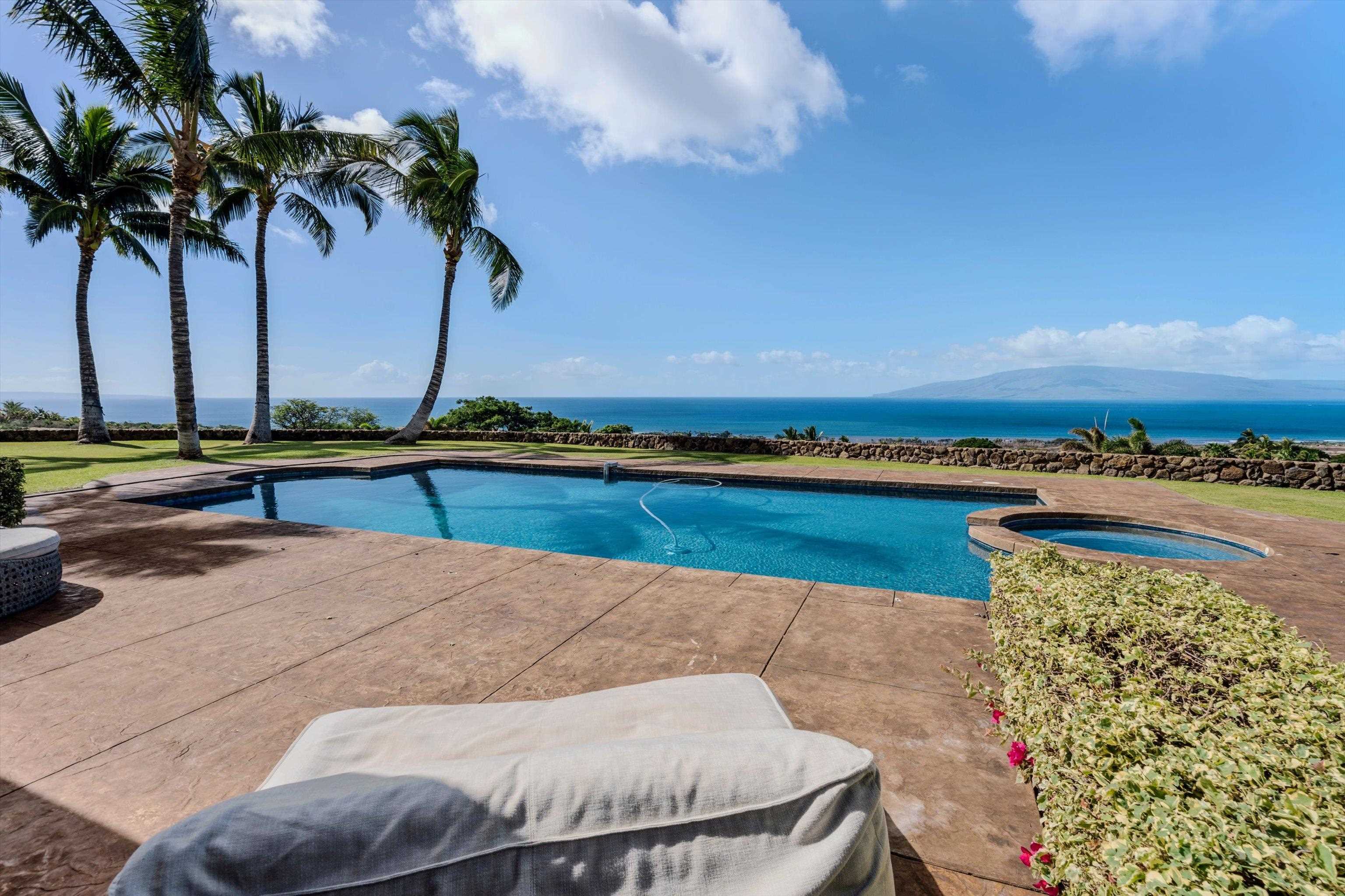 230  Haniu St Launiupoko, Lahaina home - photo 11 of 50