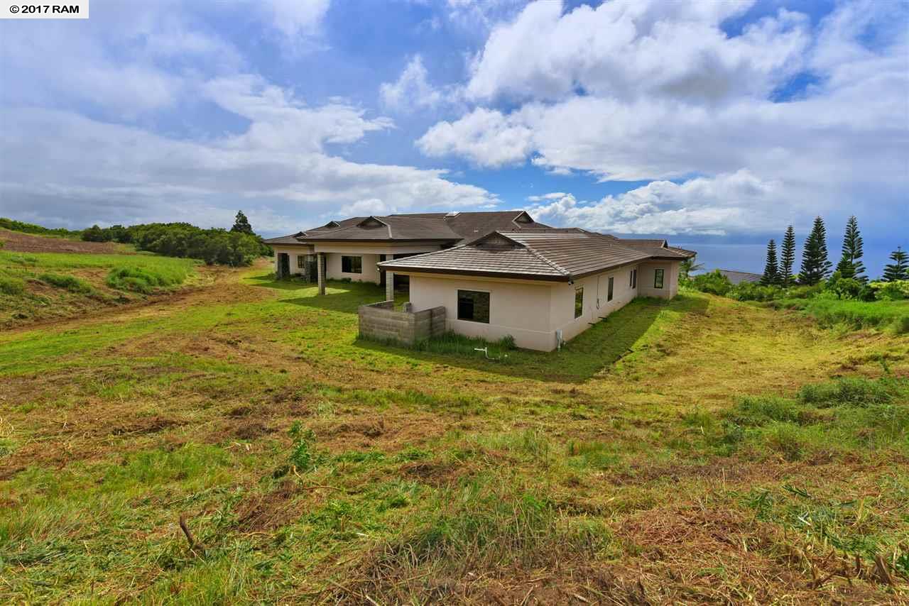 230  Keoawa St Kapalua Plantation, Kapalua home - photo 2 of 30