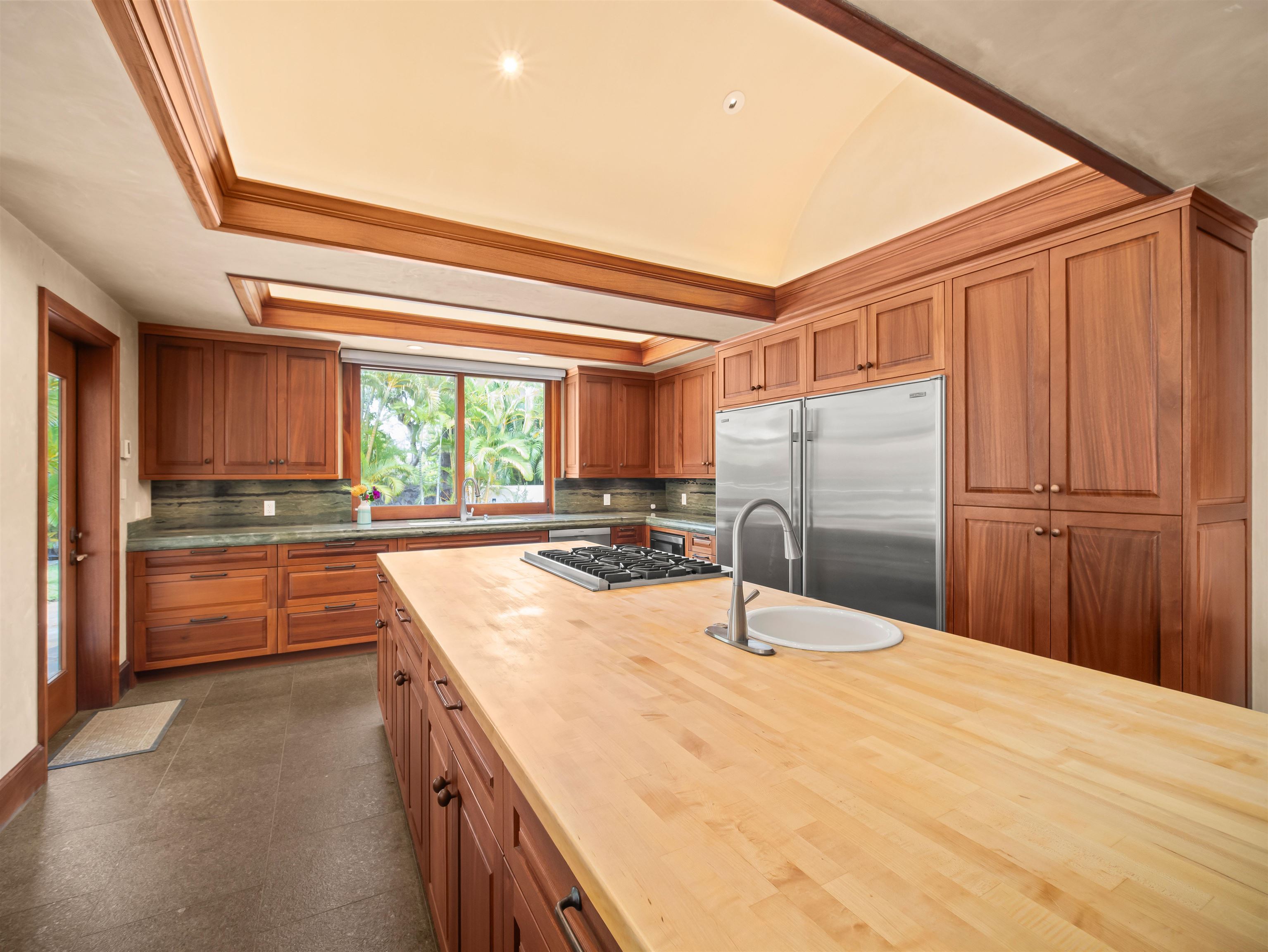 230  E Panana Pl Wailea Kialoa, Wailea/Makena home - photo 12 of 42