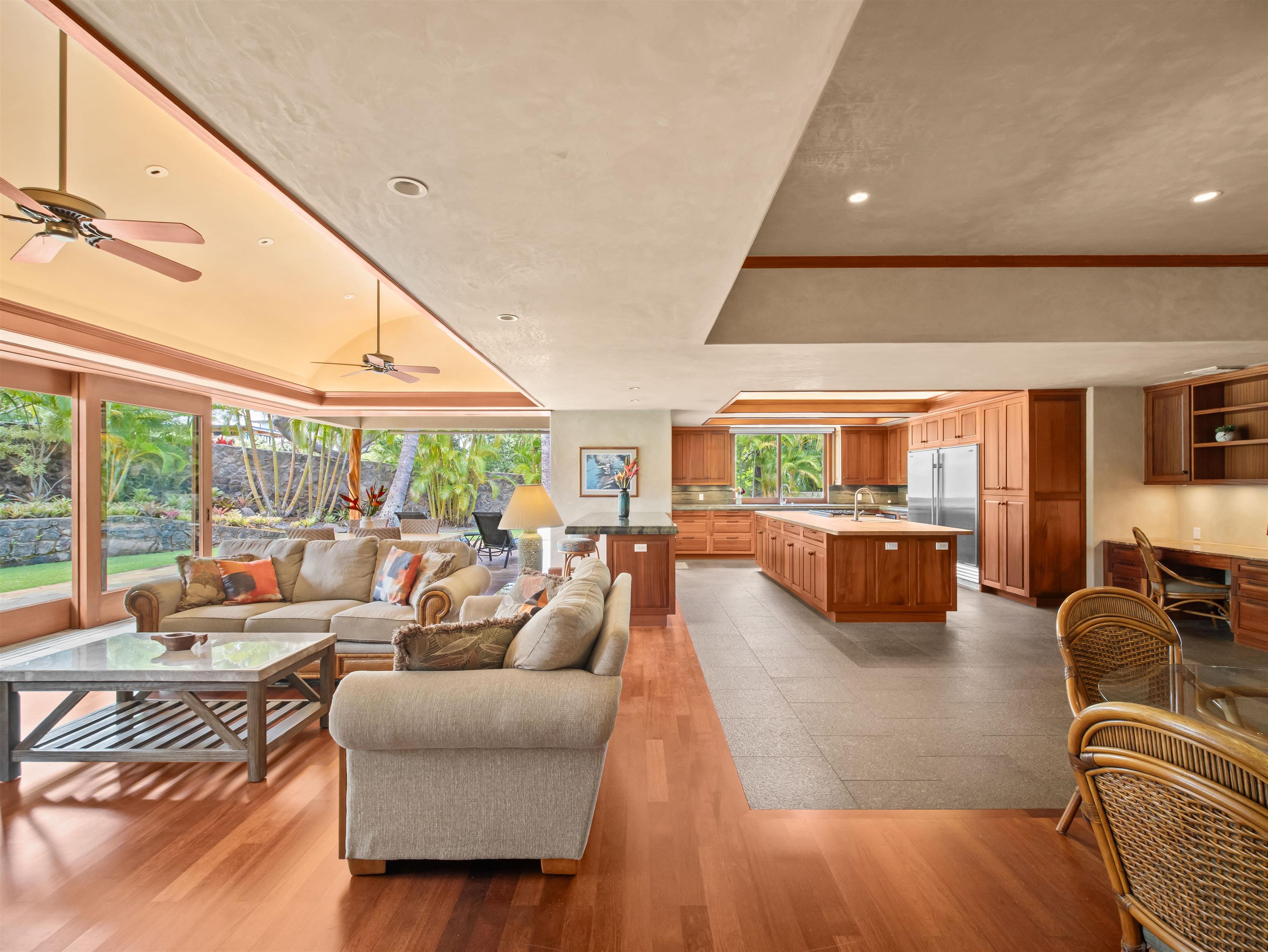 230  E Panana Pl Wailea Kialoa, Wailea/Makena home - photo 16 of 42