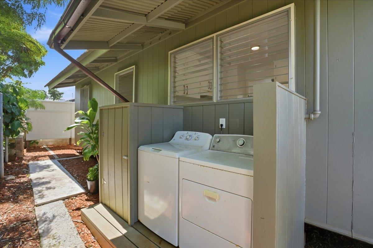 2301  Vineyard St Vineyard, Wailuku home - photo 28 of 37