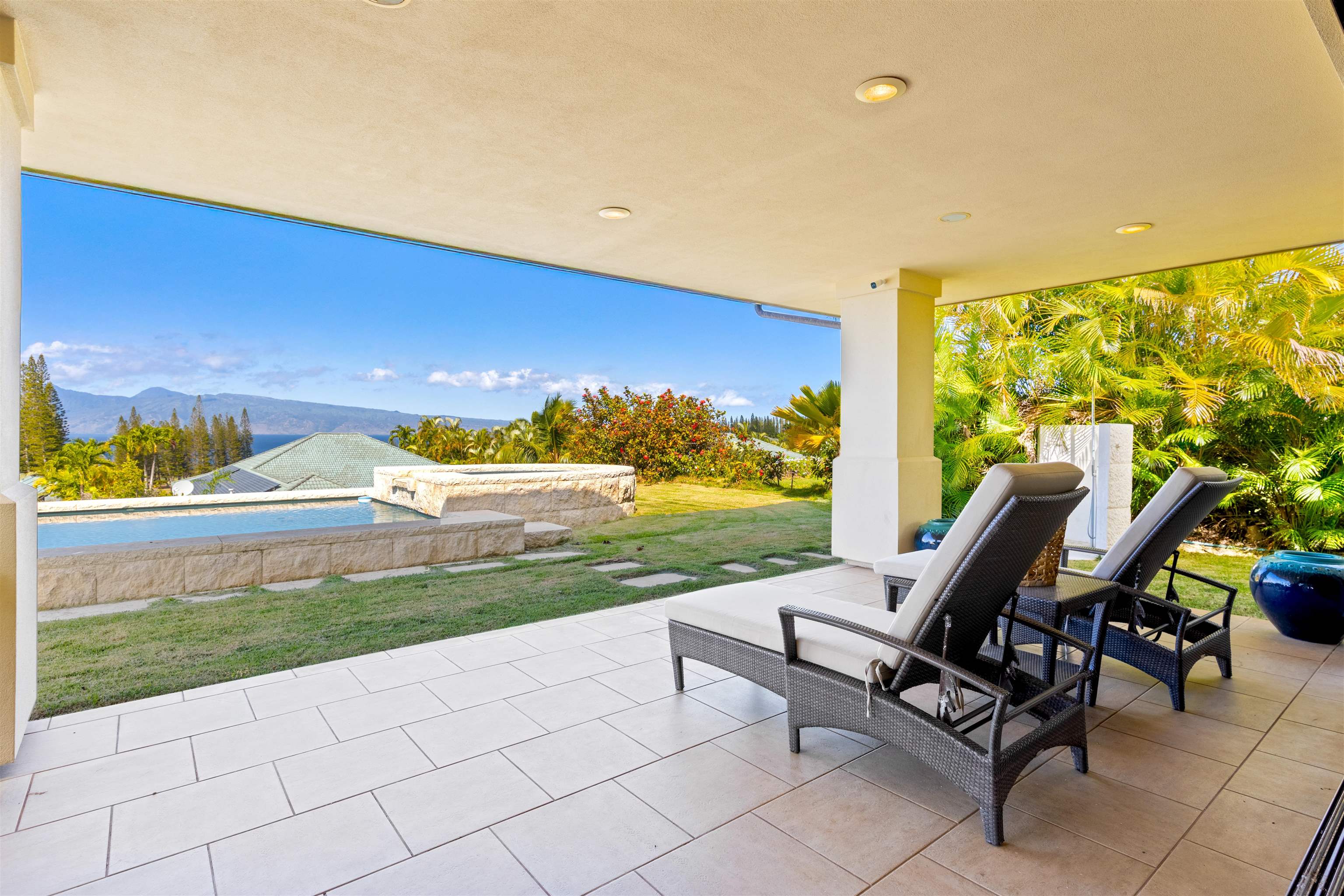 232  Crestview Rd , Kapalua home - photo 16 of 46